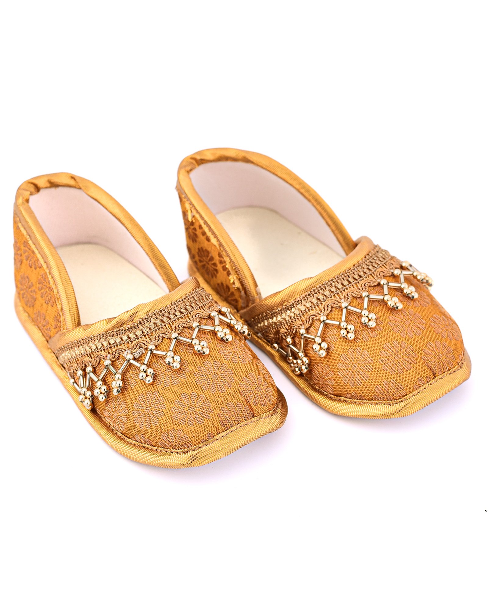 Daizy Lace Embellished Floral Foil Designed Slip On Mojaris - Golden