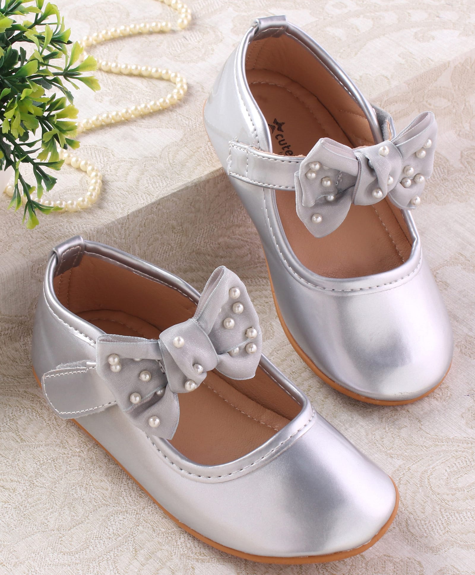 Cute Walk by Babyhug Velcro Closure Ballerina With Bow Applique - Silver-picture-27