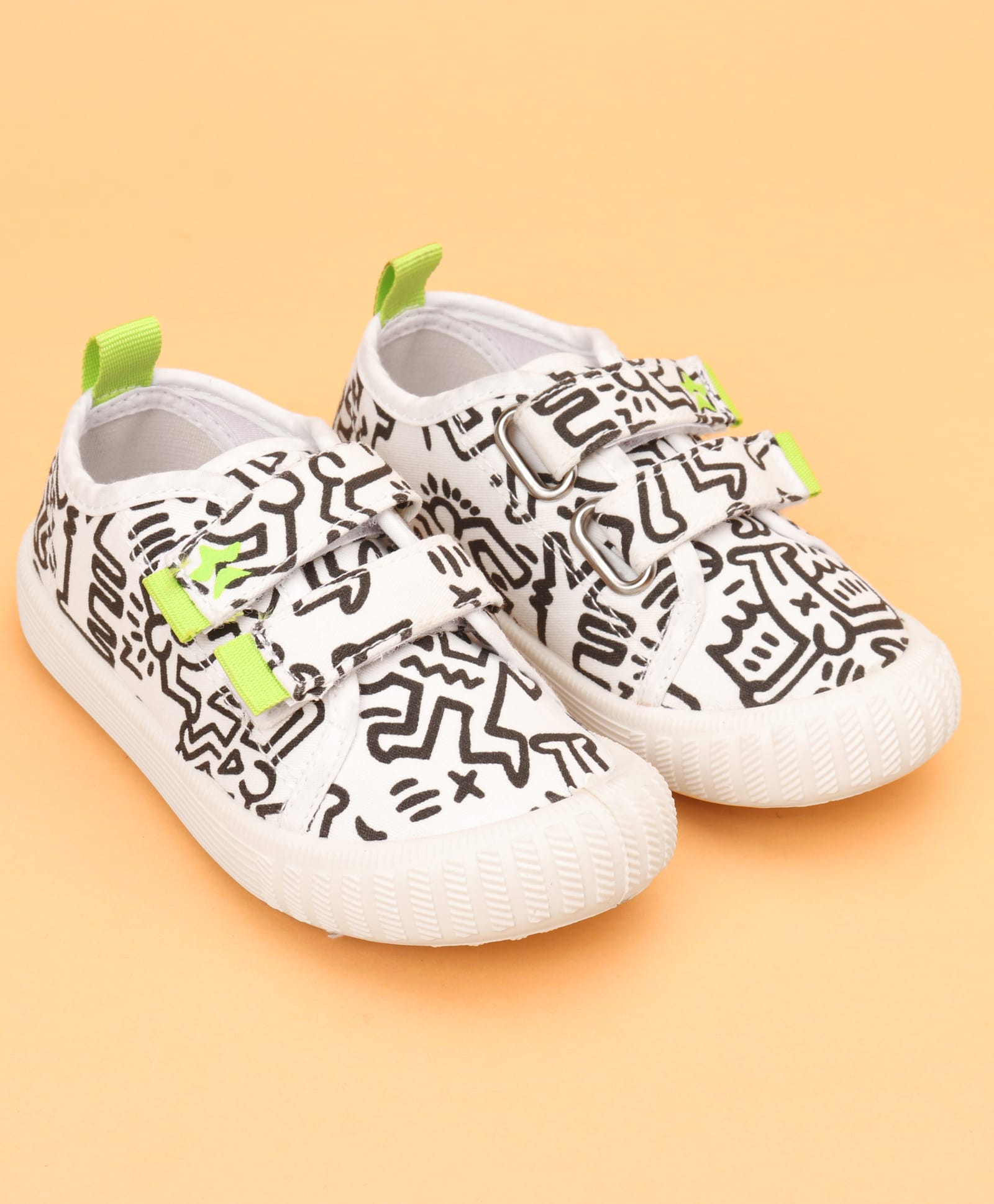 Cute Walk by Babyhug Velcro Closure Abstract Printed Casual Shoes - White & Lime Green-image-3