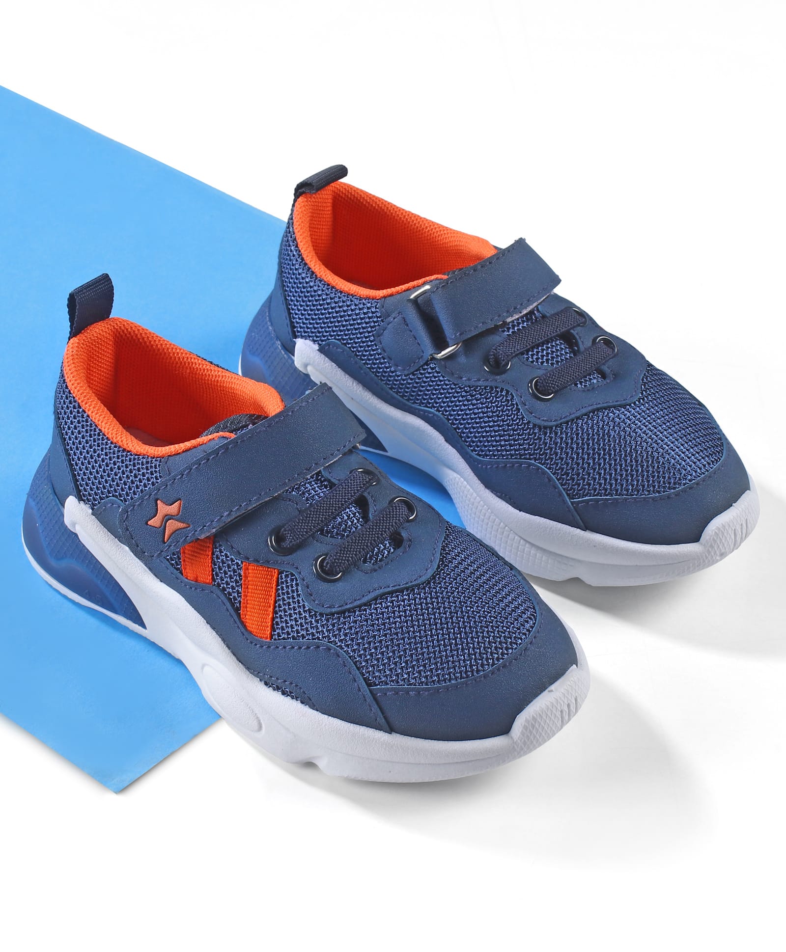Cute Walk by Babyhug Velcro Closure Sneakers - Navy Blue-picture-24
