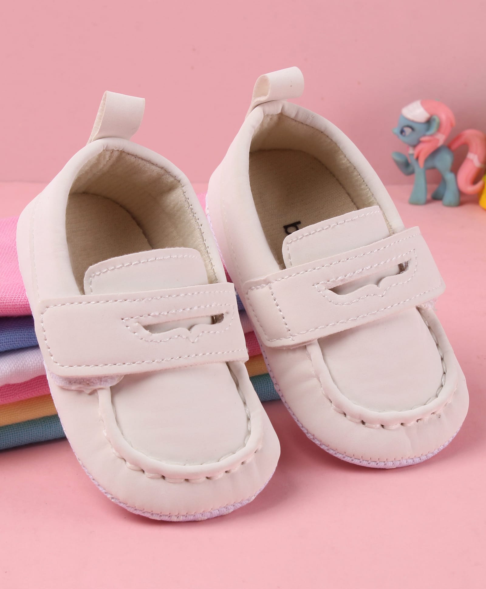 Babyoye Solid Booties with Velcro Closure - Beige-image-33