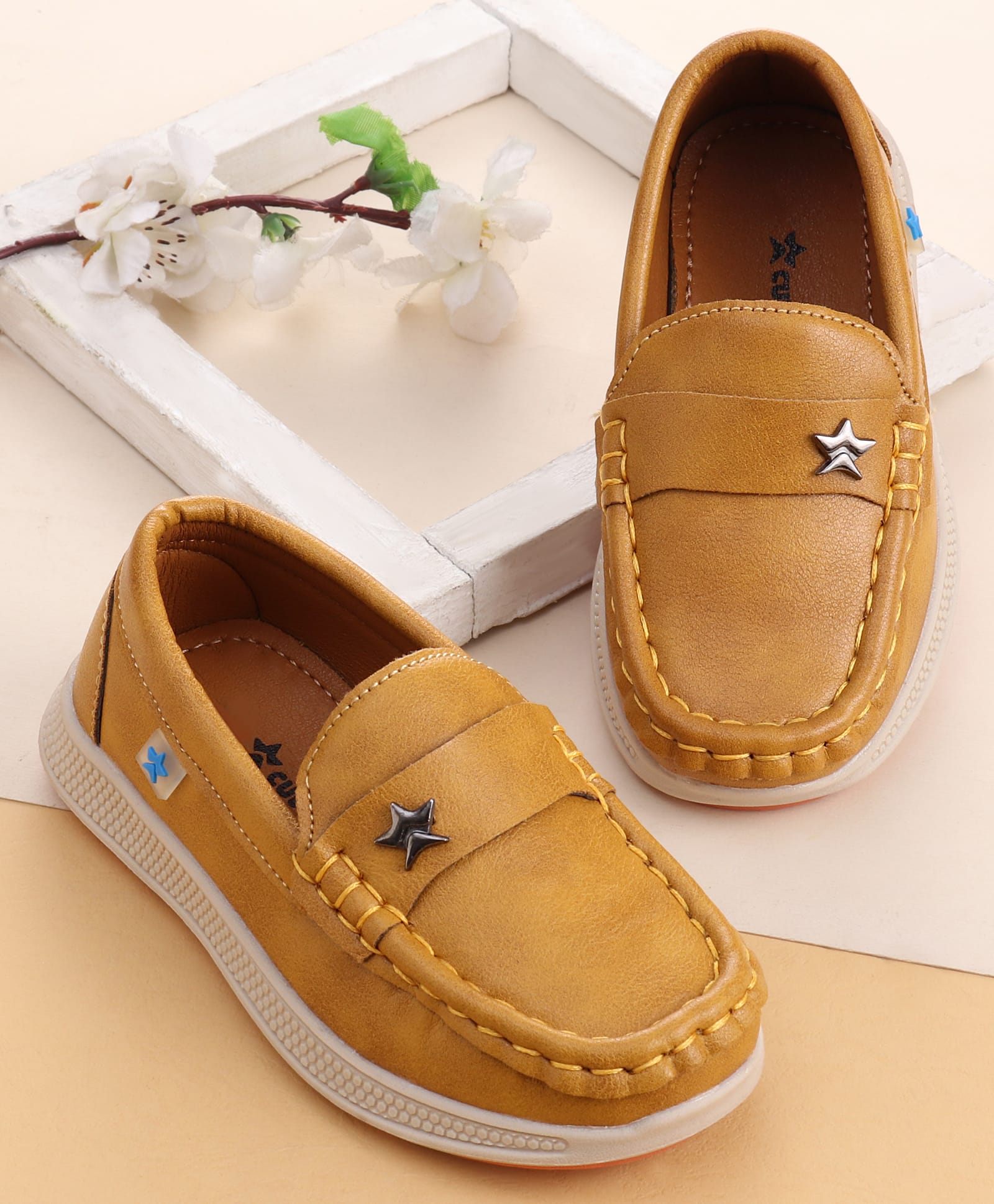 Cute Walk by Babyhug Slip On Solid Coloured Loafers - Tan-image-14