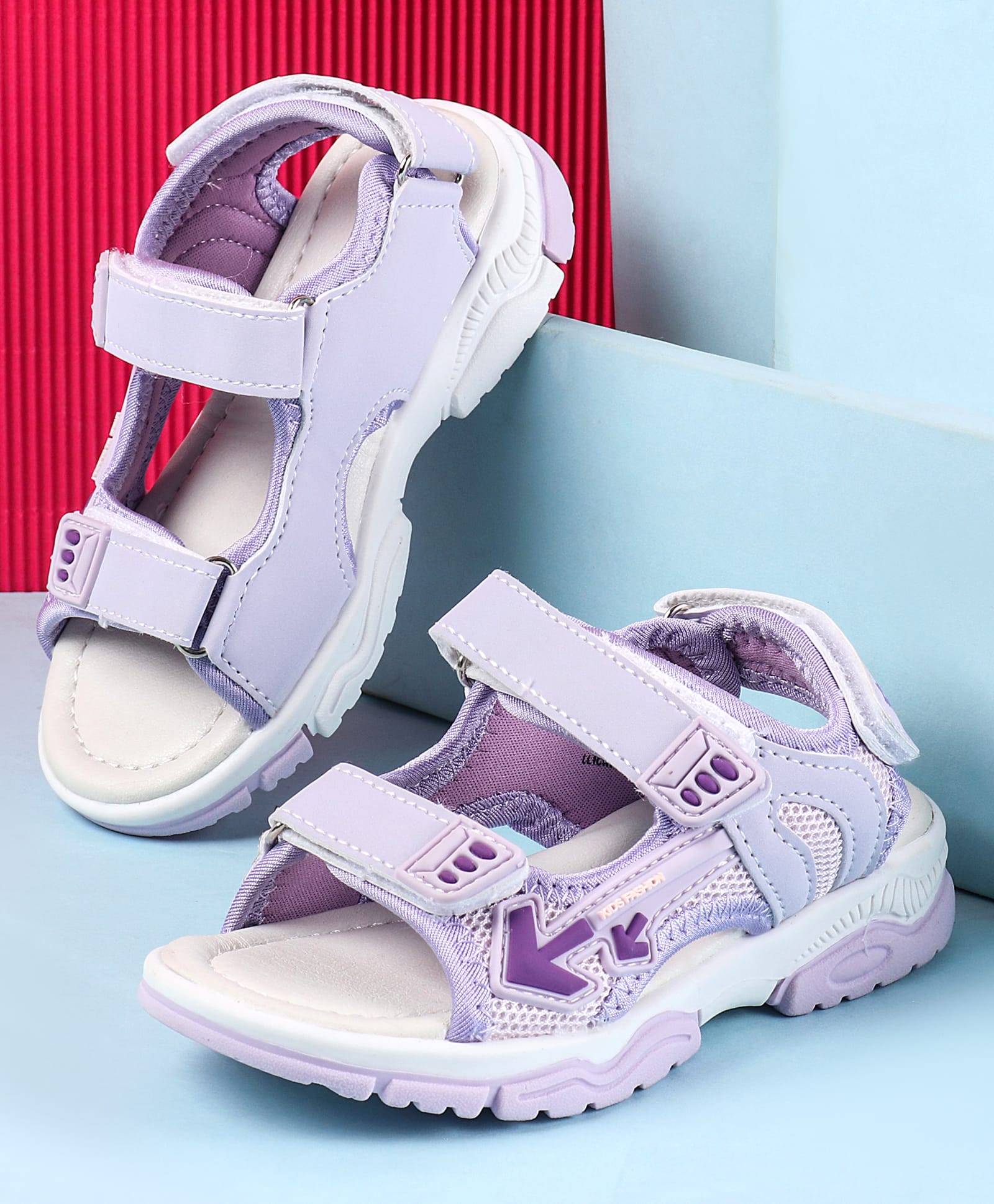 Cute Walk by Babyhug Velcro Closure Sandals With Arrow Applique - Purple-picture-13