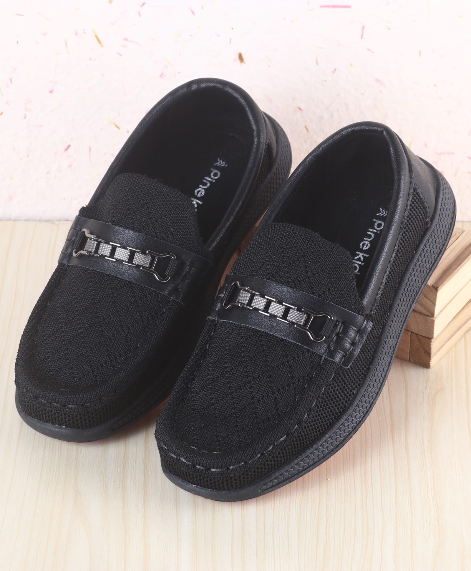 Pine Kids Slip On Loafers With Applique - Black-picture-21