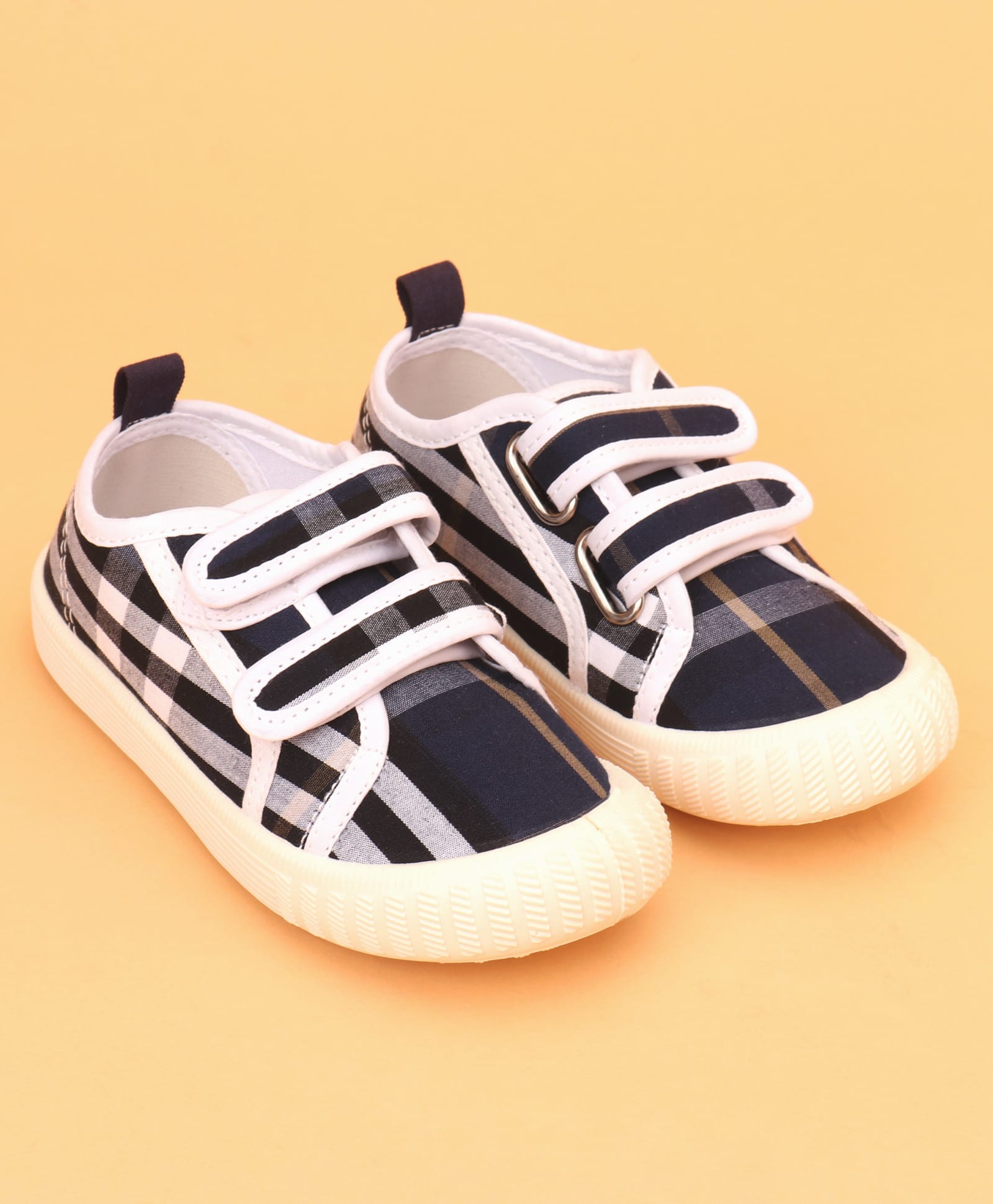 Cute Walk by Babyhug Velcro Closure Checks Casual Shoes - Navy Blue-image-35