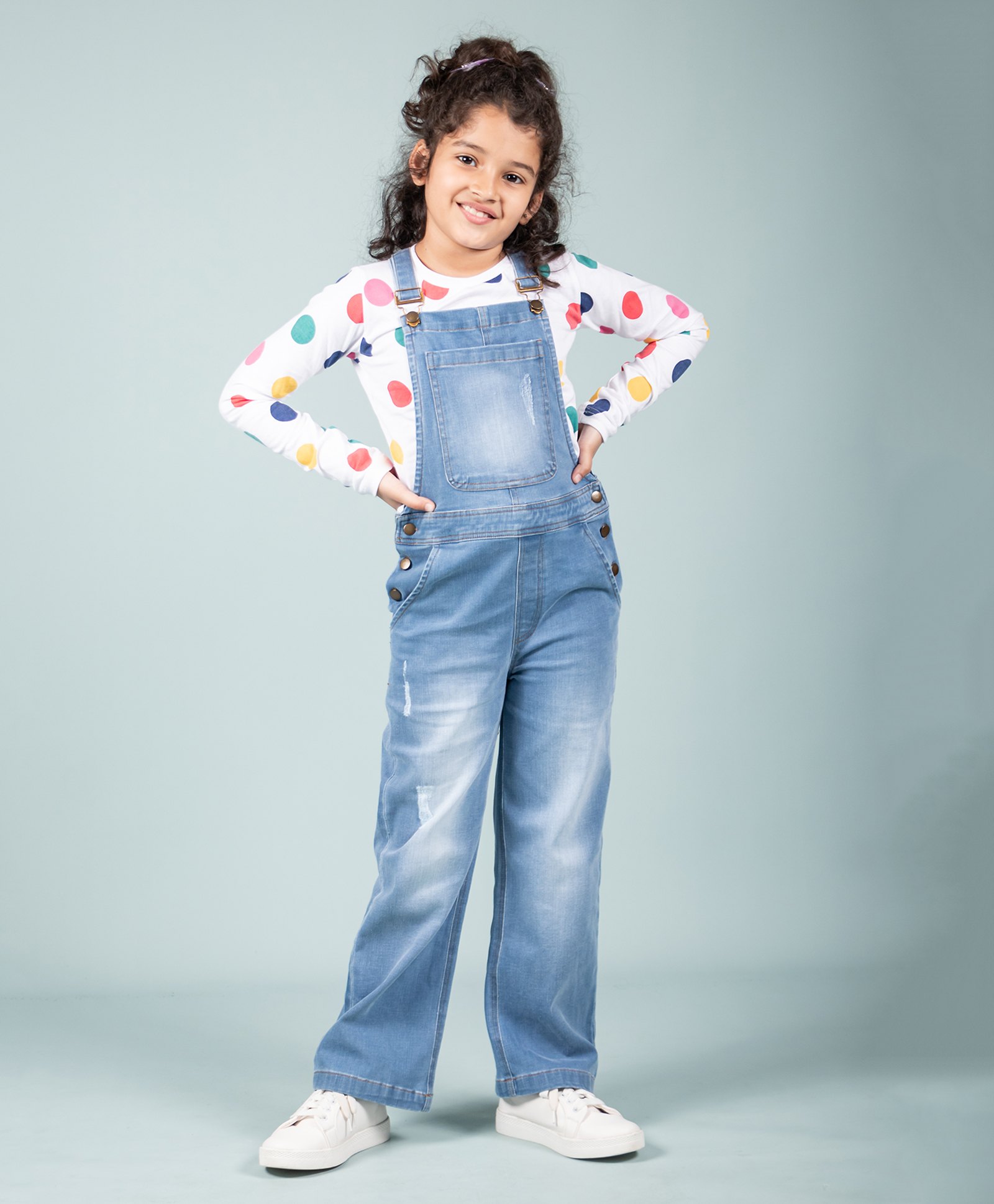 tweeny mini Denim Woven Mild Washed & Distressed Dungaree With Full Sleeves Polka Dots Printed Tee - Blue-image-12