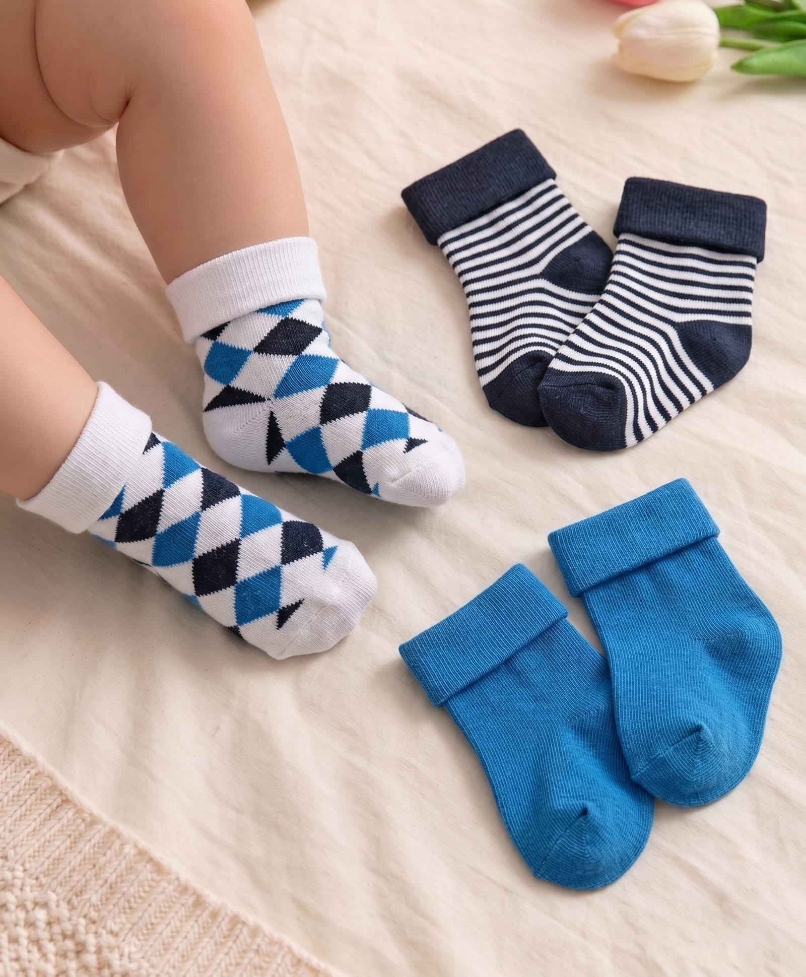 Cute Walk By Babyhug Knit Ankle Length Anti Bacterial Socks With Checks & Stripes Pack of 3 - White Navy & Medium Blue-image-46