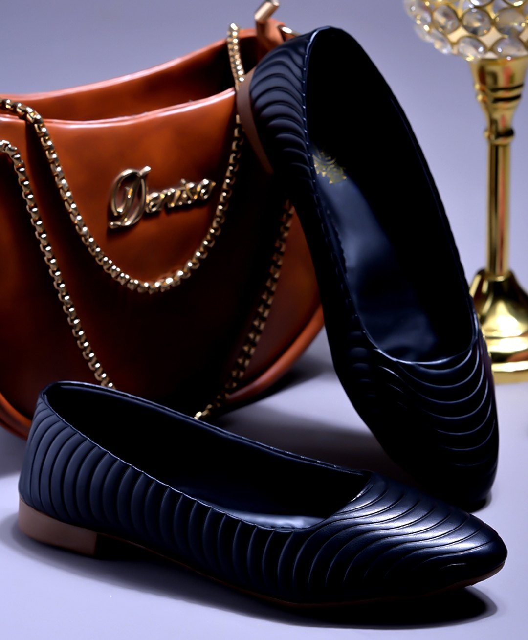 Shoetopia Textured Ballerinas - Black-picture-32