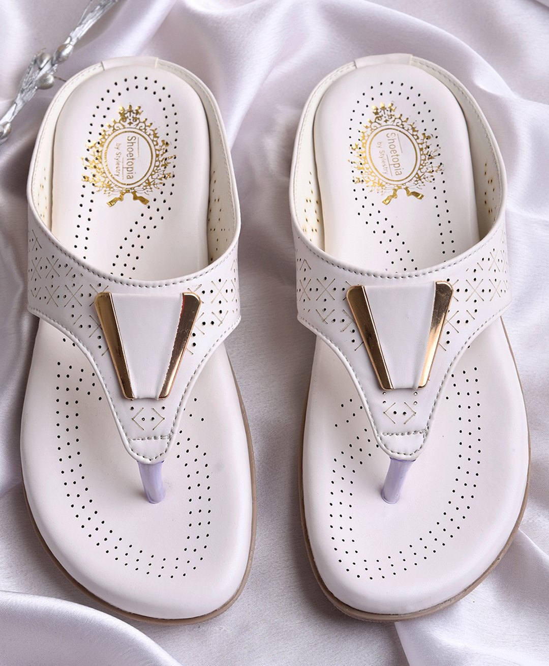 Shoetopia Colour Blocked Sandals - White-picture-13