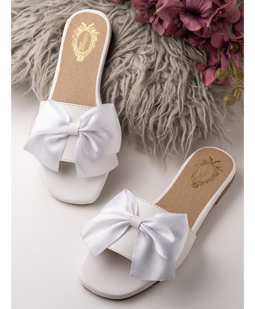 Shoetopia Bow Applique Detailed Sandals - White-picture-24
