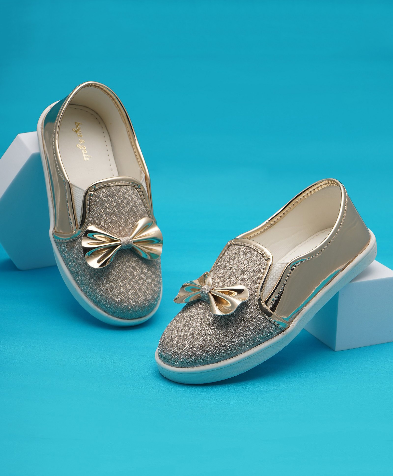 boyz n galz Bow Applique Detailed Shoes - Gold-image-31