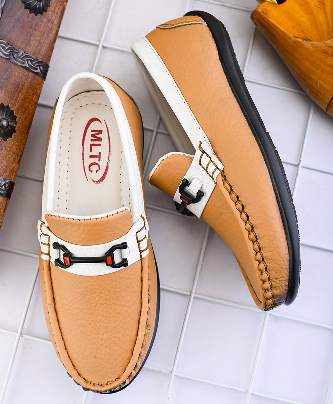 MLTC Abstract Applique Detailed Colour Blocked Slip On Loafers - Tan-picture-18