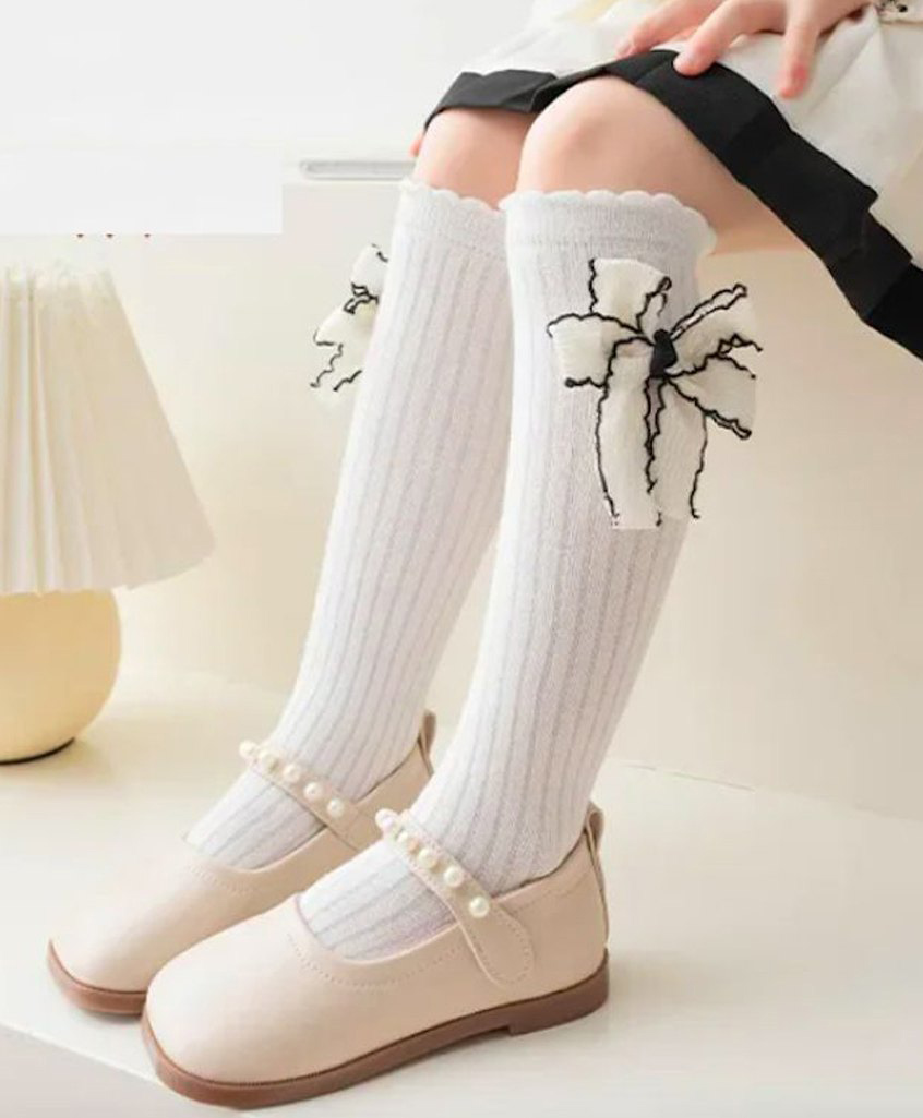 Flaunt Chic Cotton Bow Applique Detailed Ribbed Socks - White-picture-24