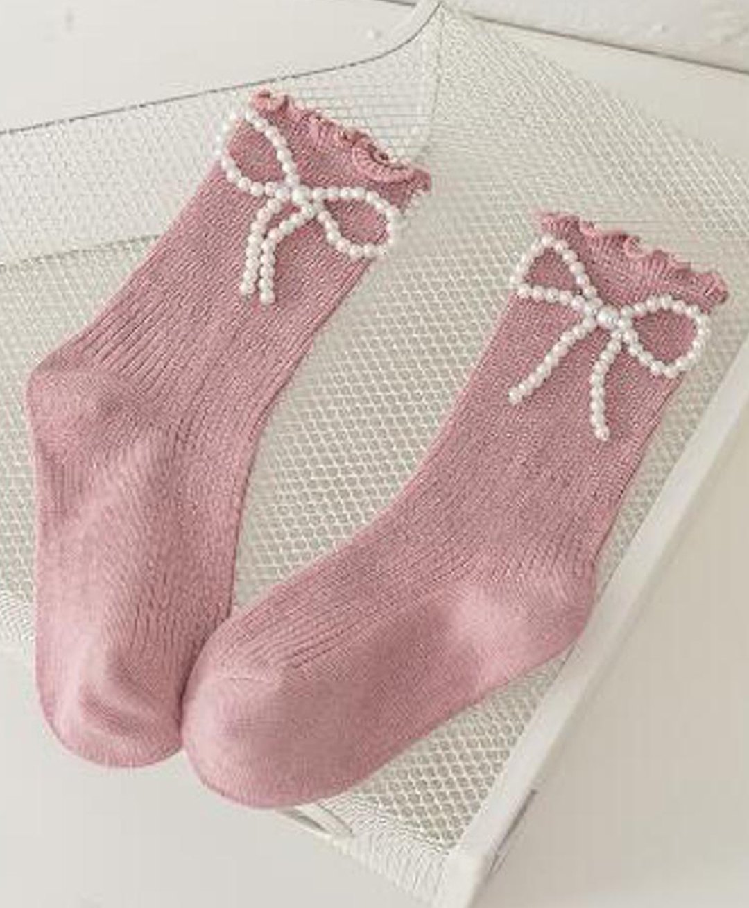 Flaunt Chic Cotton Bow Shaped Pearls Embellished Socks - Pink-picture-18