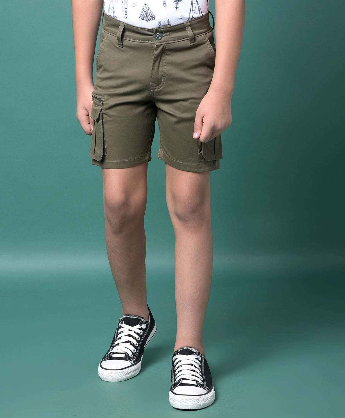 CRIMSOUNE CLUB Cotton Woven Solid Pocket Detailed Cargo Shorts - Olive Green-picture-31