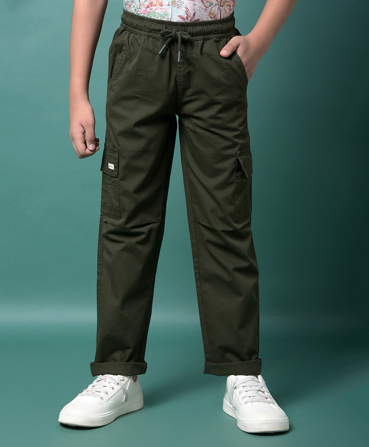 CRIMSOUNE CLUB Cotton Woven Solid Pocket Detailed Pant - Olive Green-picture-34