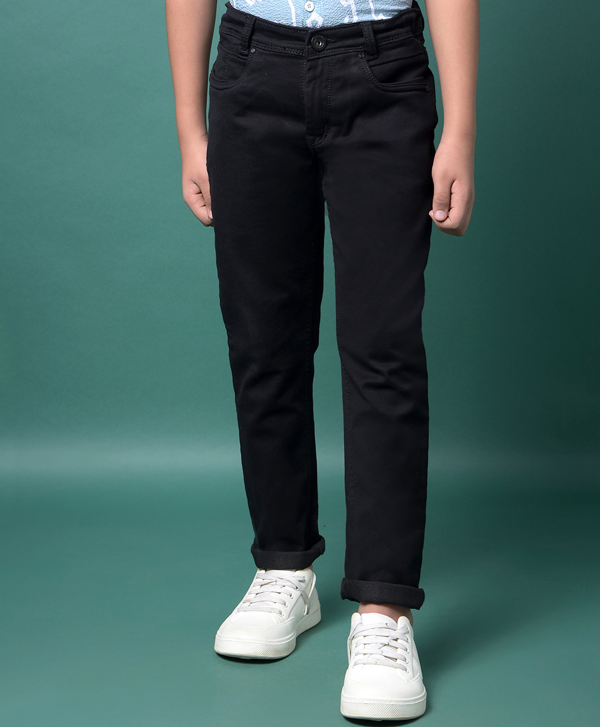 CRIMSOUNE CLUB Cotton Woven Solid Jeans - Black-image-17