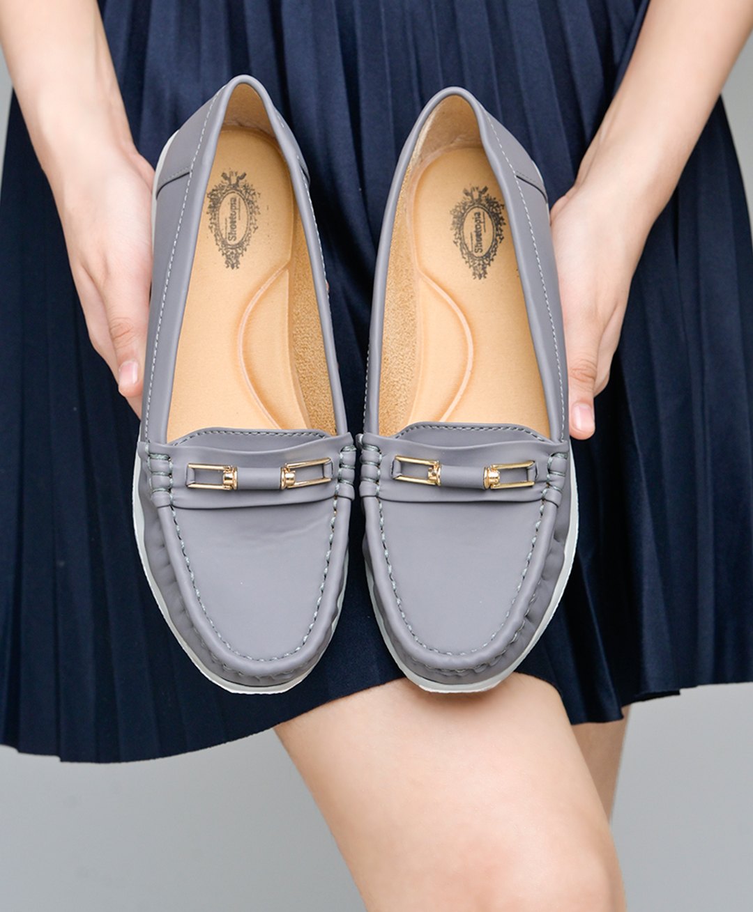 Shoetopia Metal Applique Detailed Loafers - Grey-image-4