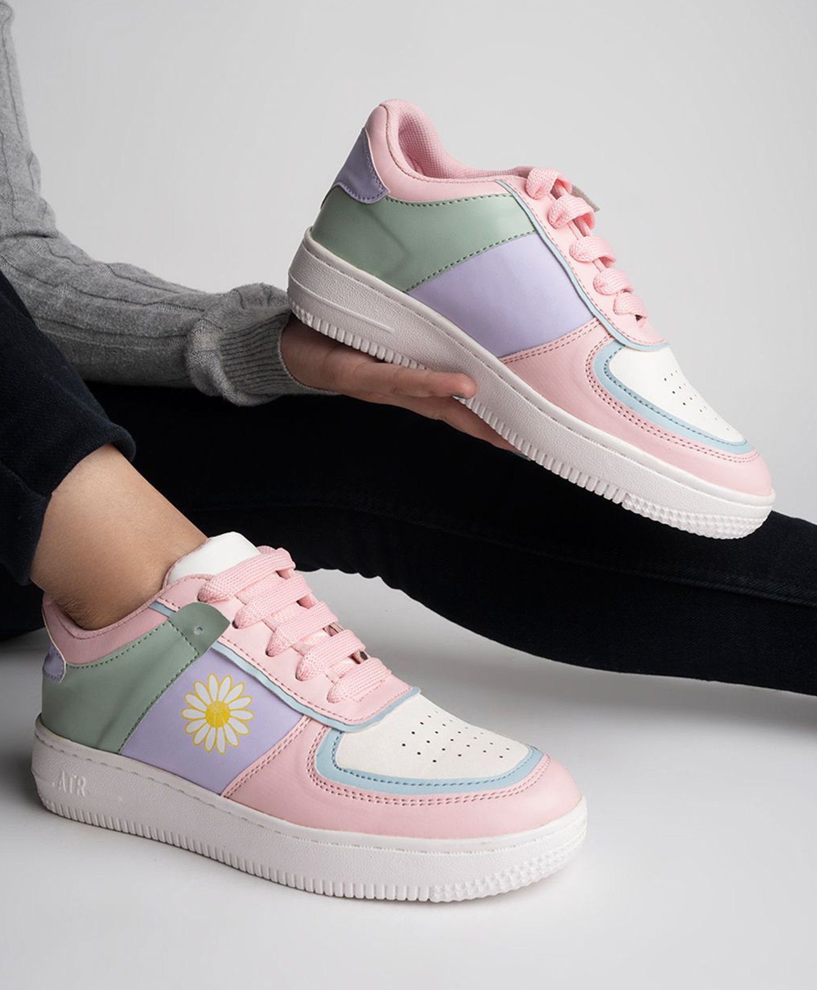 Shoetopia Floral Designed Sneakers - Pink-image-32