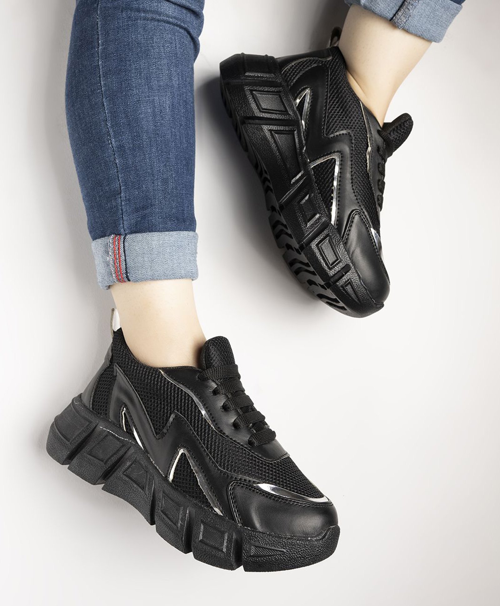 Shoetopia Mesh Detailed Lace Up Sneakers - Black-picture-24