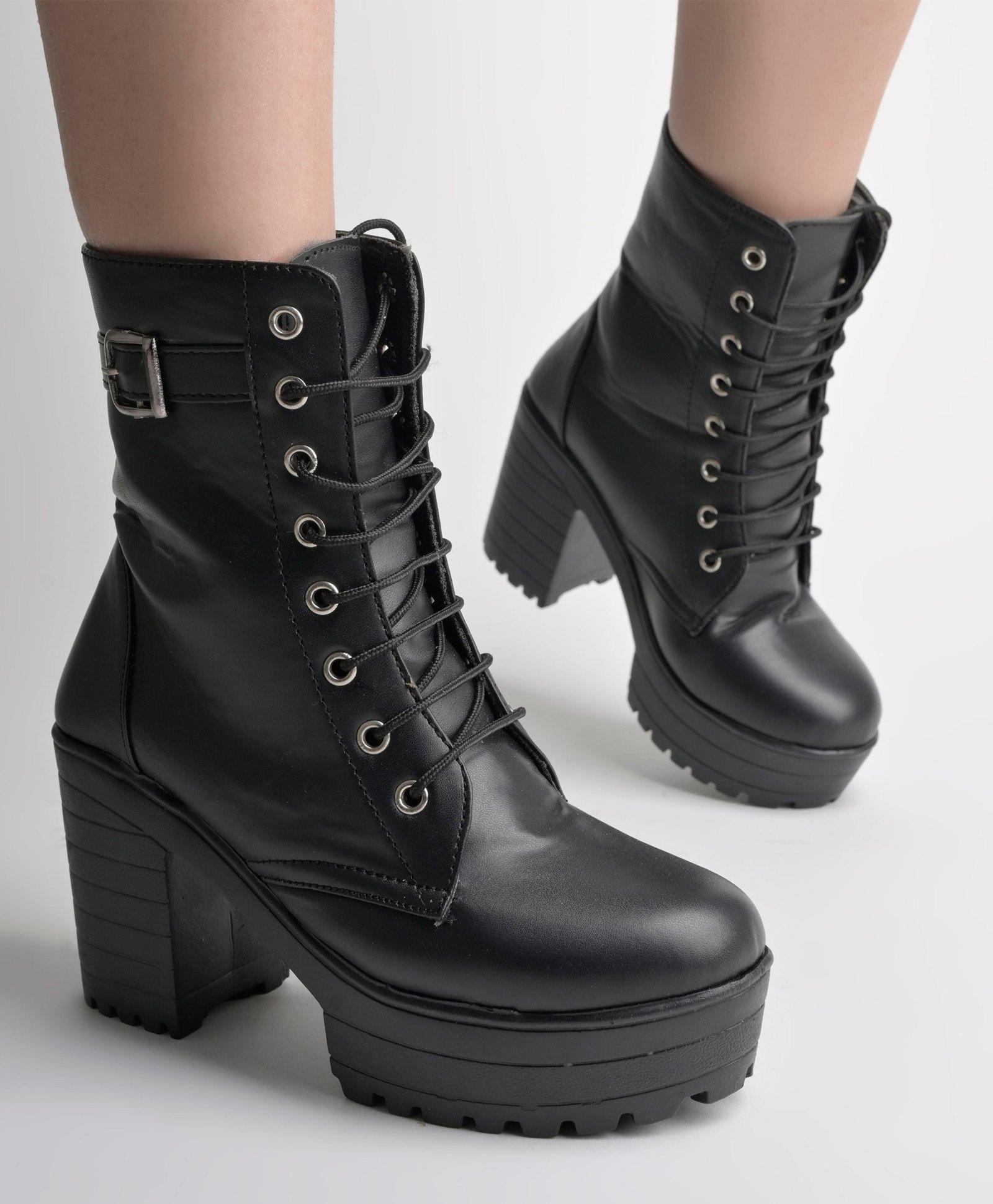 Shoetopia Solid Lace Ups Boots - Black-image-40