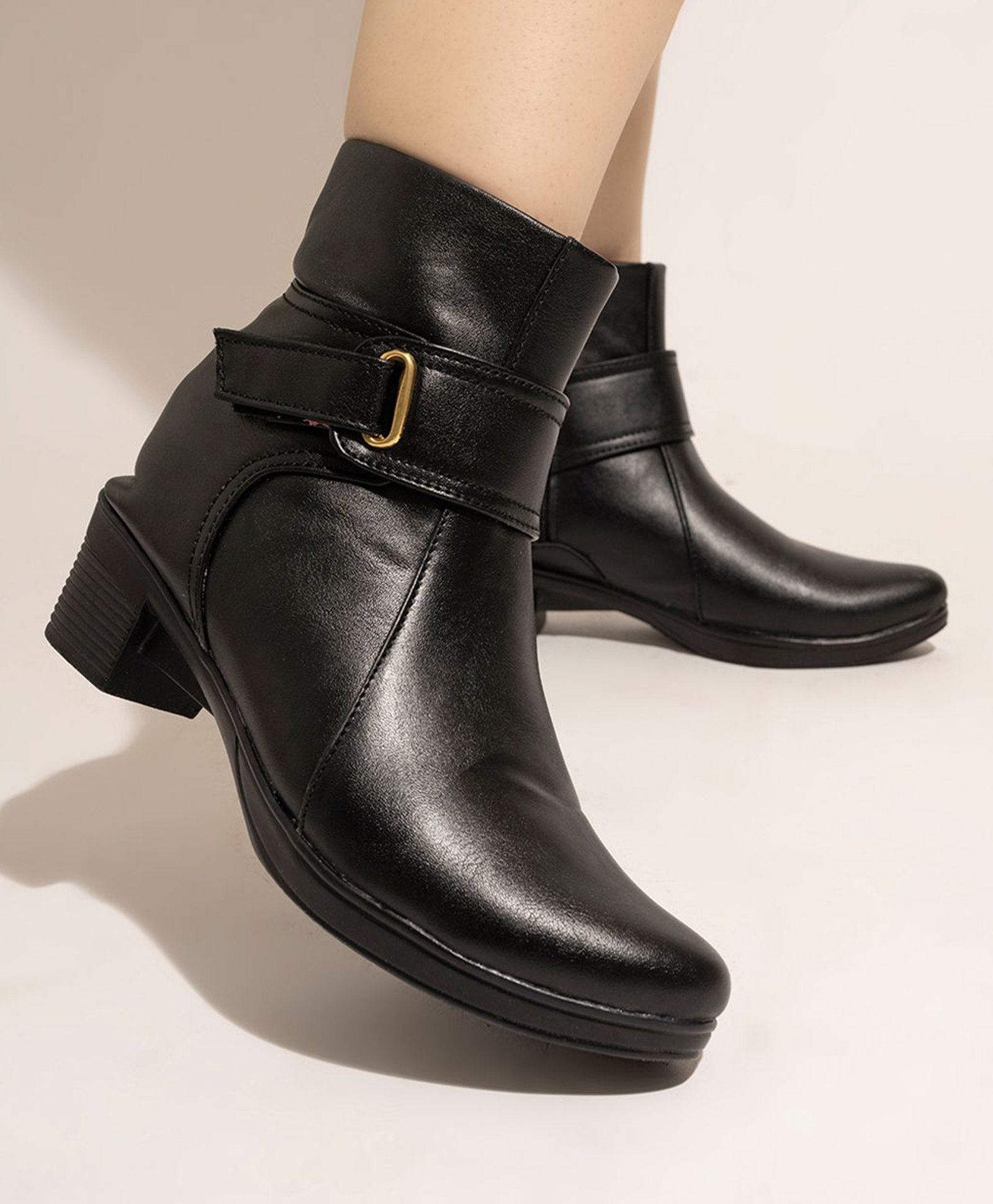 Shoetopia Solid Boots - Black-image-8
