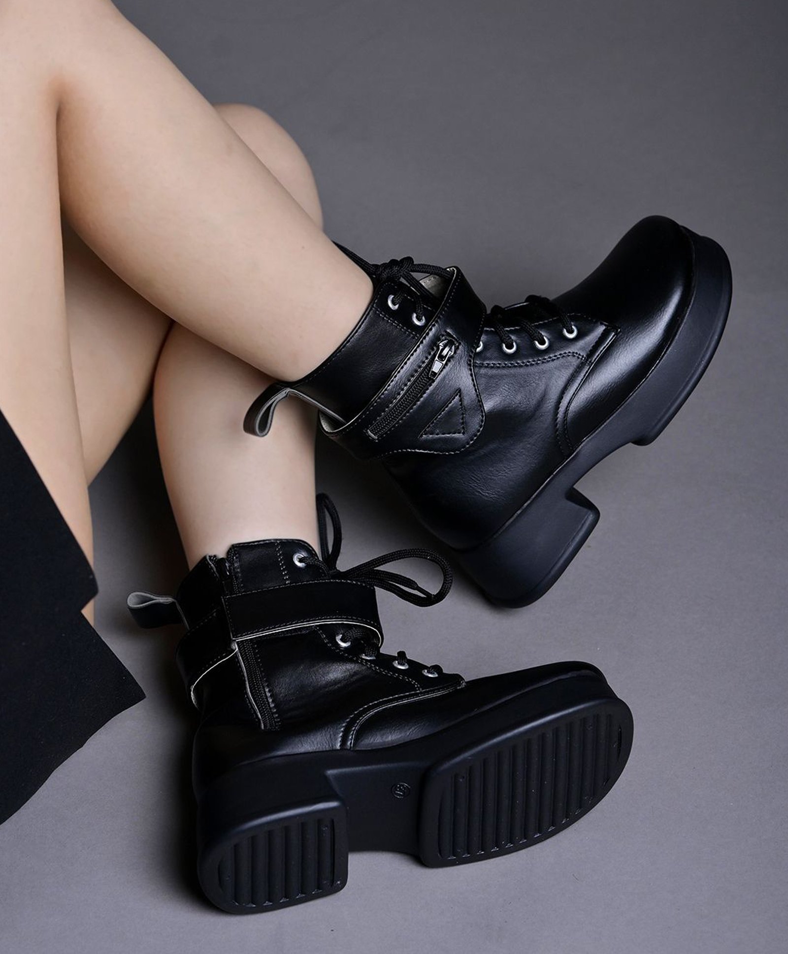 Shoetopia Solid Boots - Black-image-27