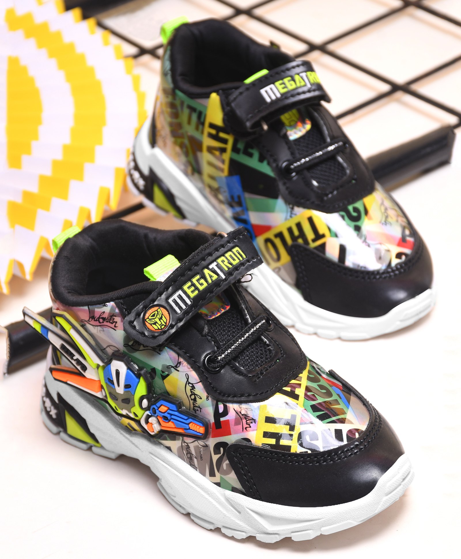KATS Robot Applique Typography Detailed Velcro Closure Sneakers - Black & Pista-picture-28