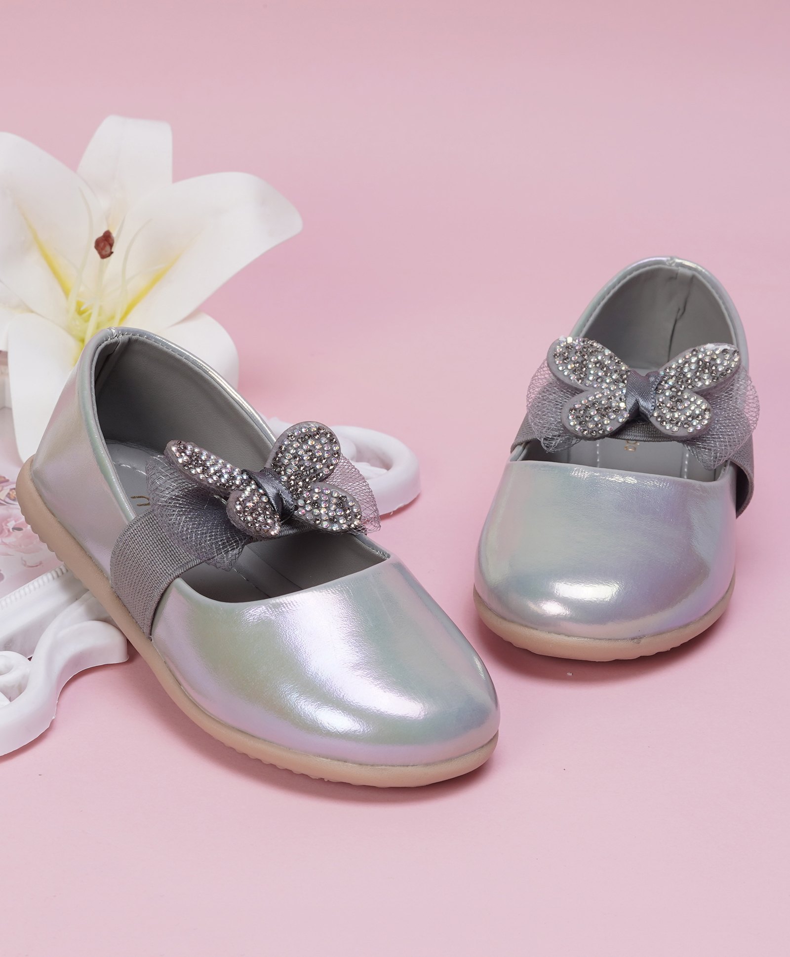 Neska Moda Rhinestones Embellished Butterfly Applique Detailed With Velcro Closure Mary Jane Ballerinas - Grey-picture-10