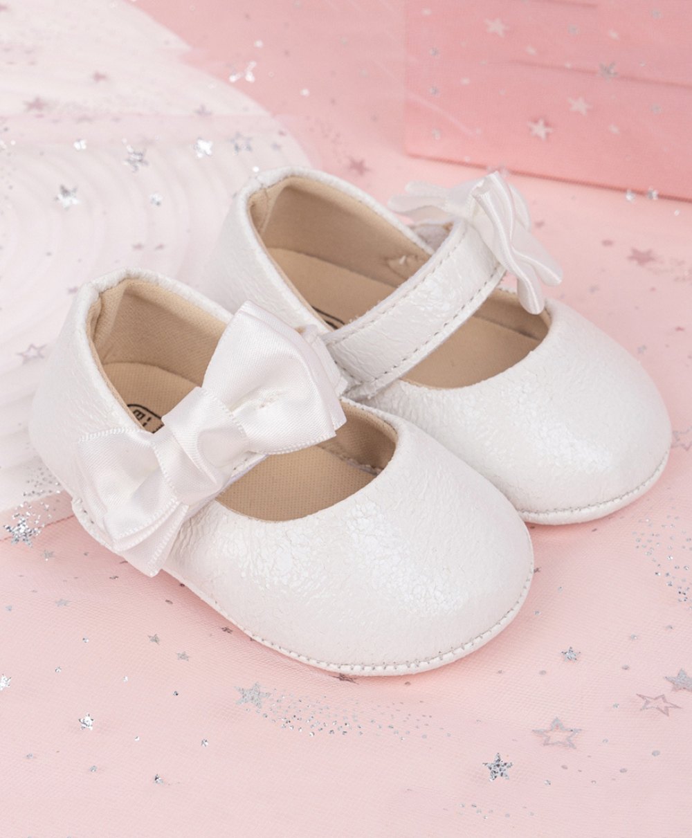 Neska Moda Bow Applique Detailed & Textured With Velcro Closure Anti Skid Booties - White-picture-21