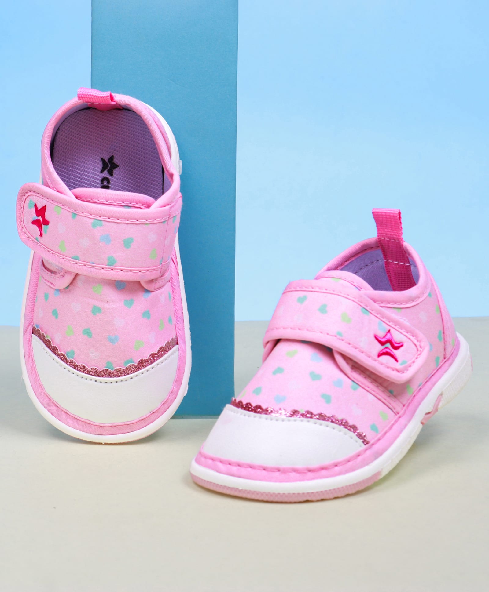 Cute Walk by Babyhug Velcro Closure Hearts Printed Casual Shoes With Lace Detailing - Pink-picture-11