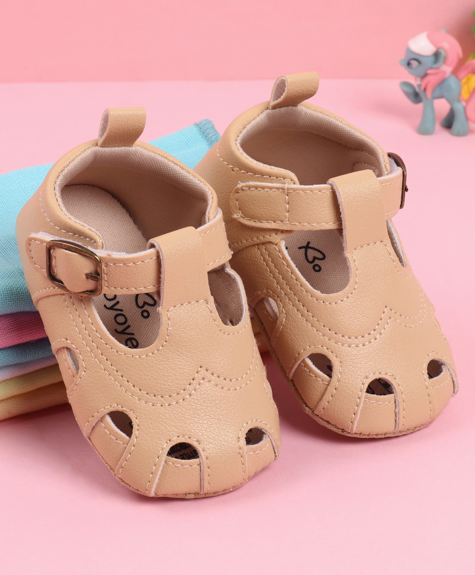 Babyoye Clip Closure Solid Color Booties - Khaki-image-14