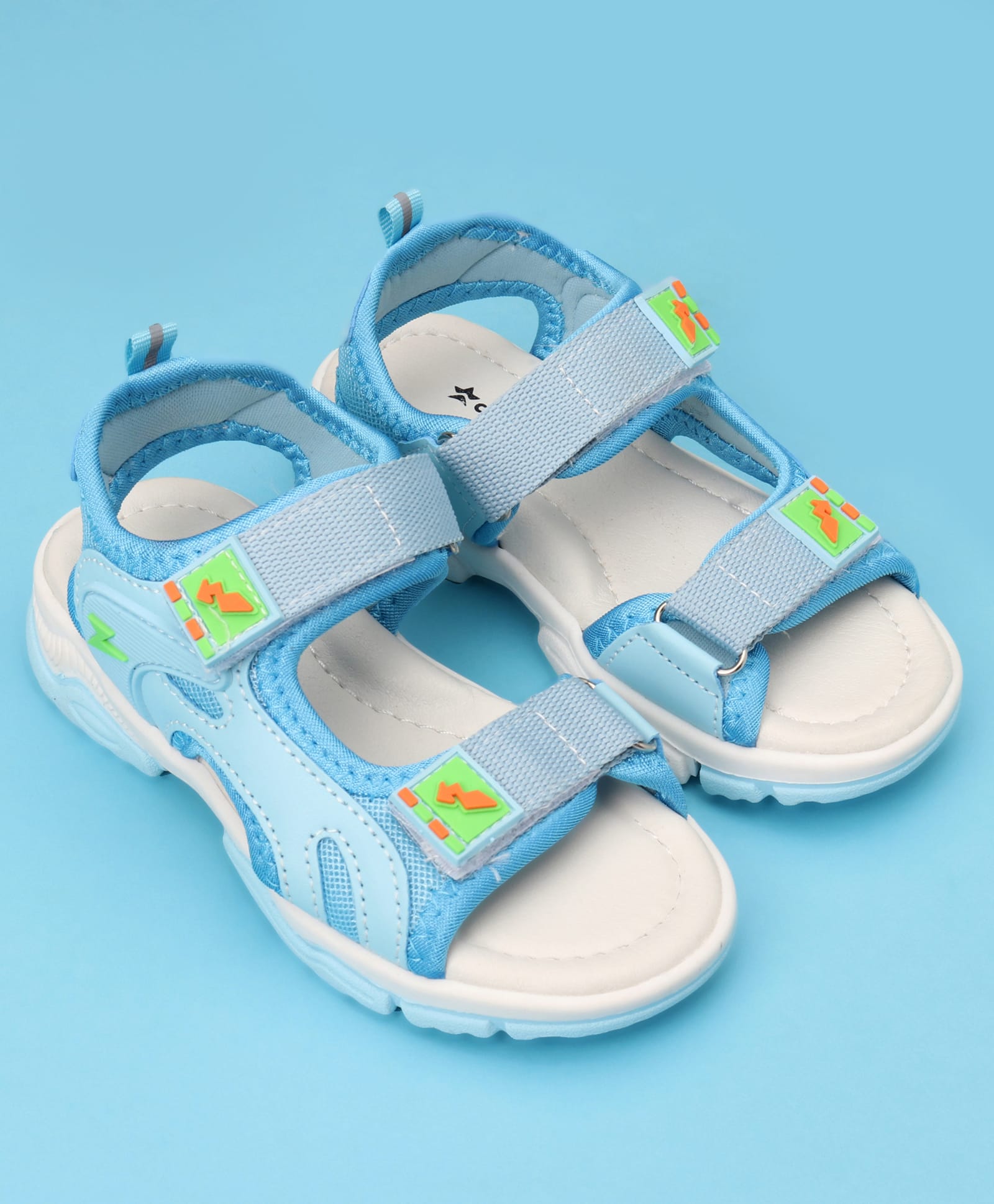 Cute Walk by Babyhug Solid Color Velcro Closure Sandals - Light Blue-image-11