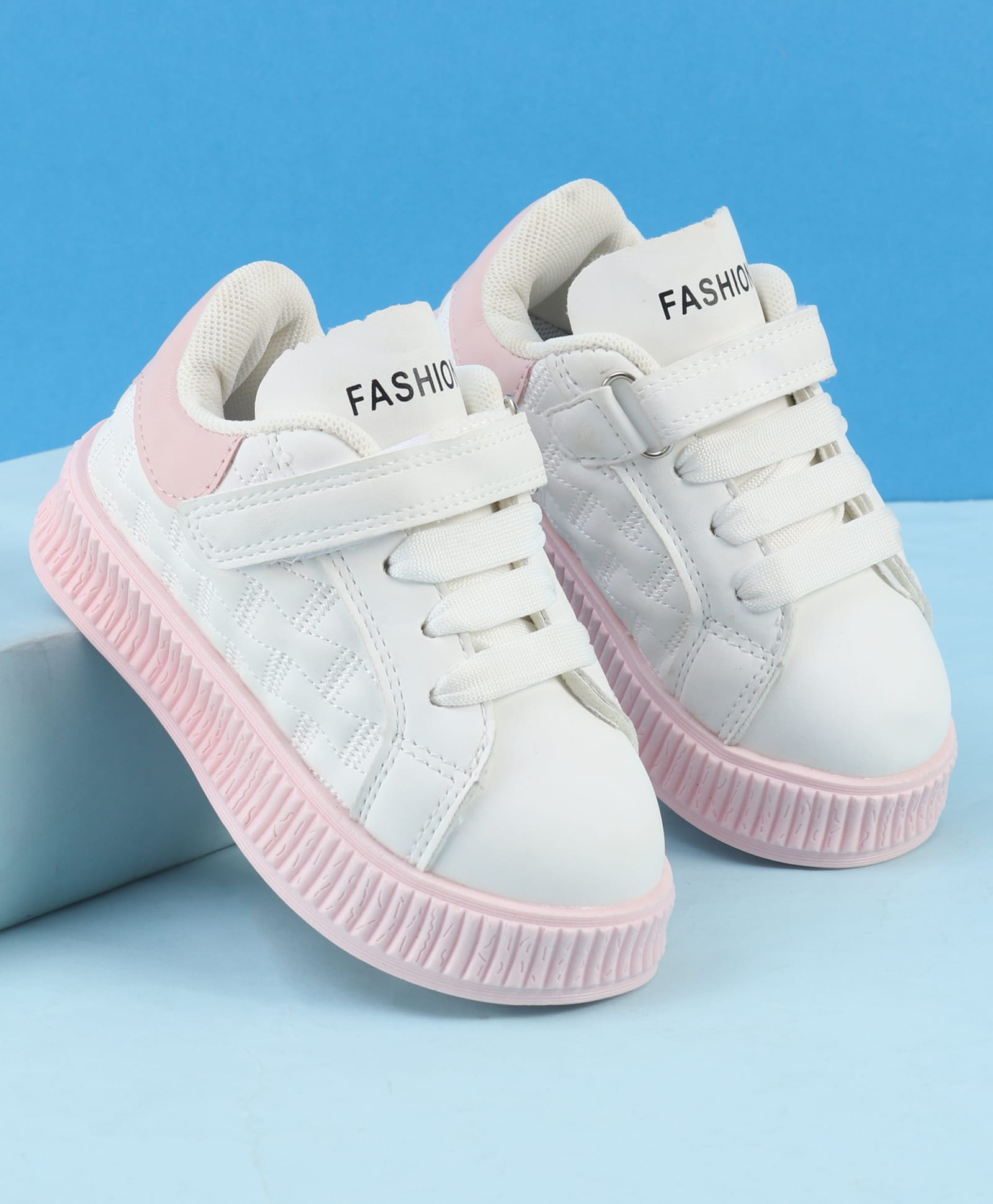 Babyoye Velcro Closure Solid Casual Shoes - Pink-picture-19