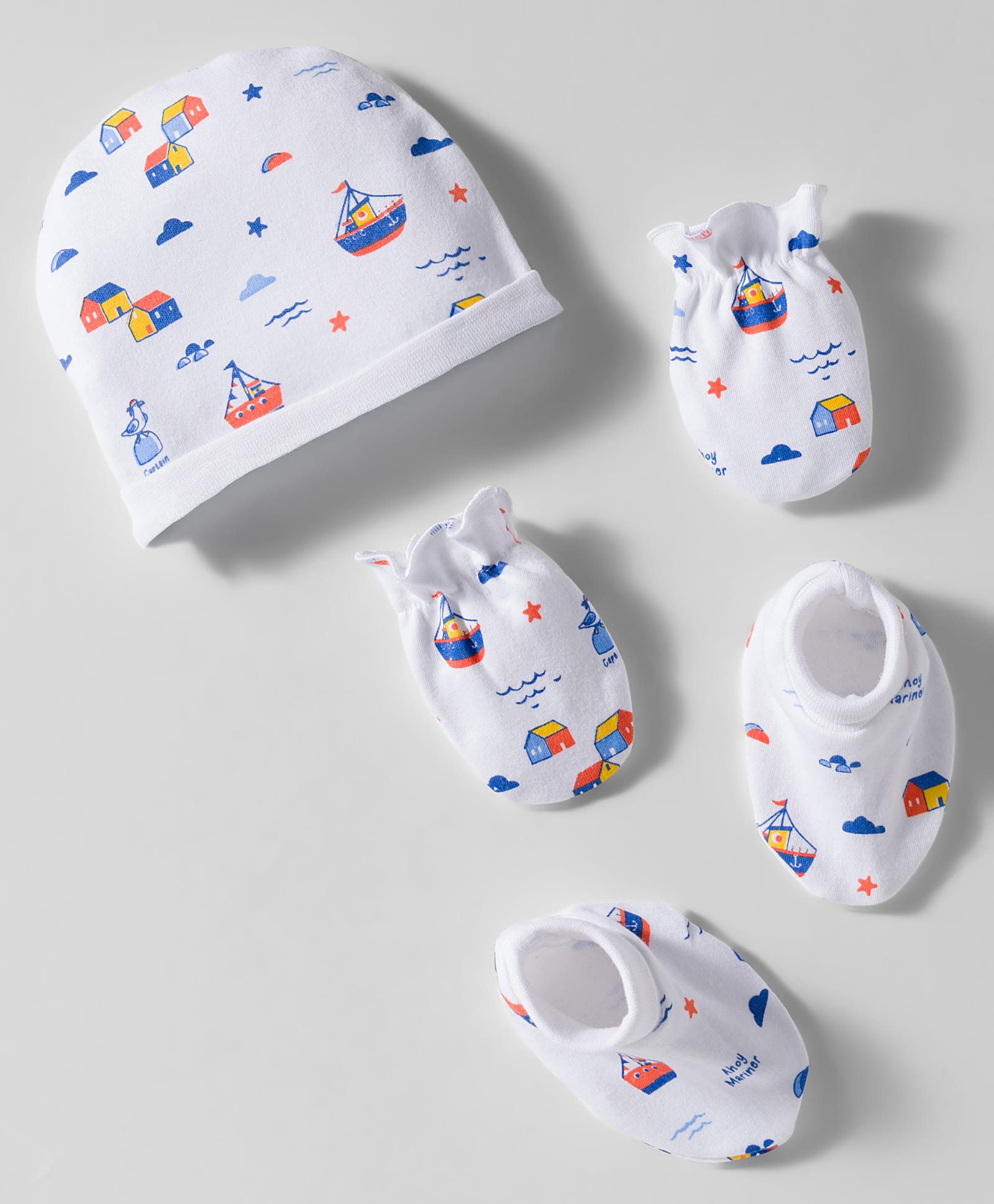 Babyhug 100% Cotton Knit Cap Mittens & Booties With Boat Print White - Diameter 9.5 cm