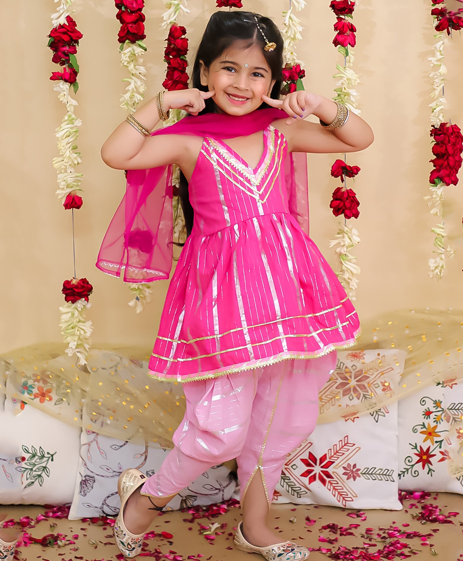 BownBee Pure Cotton Woven Sleeveless Foil Striped & Gota Lace Embellished Kurti Dhoti & Dupatta Set - Pink-picture-26