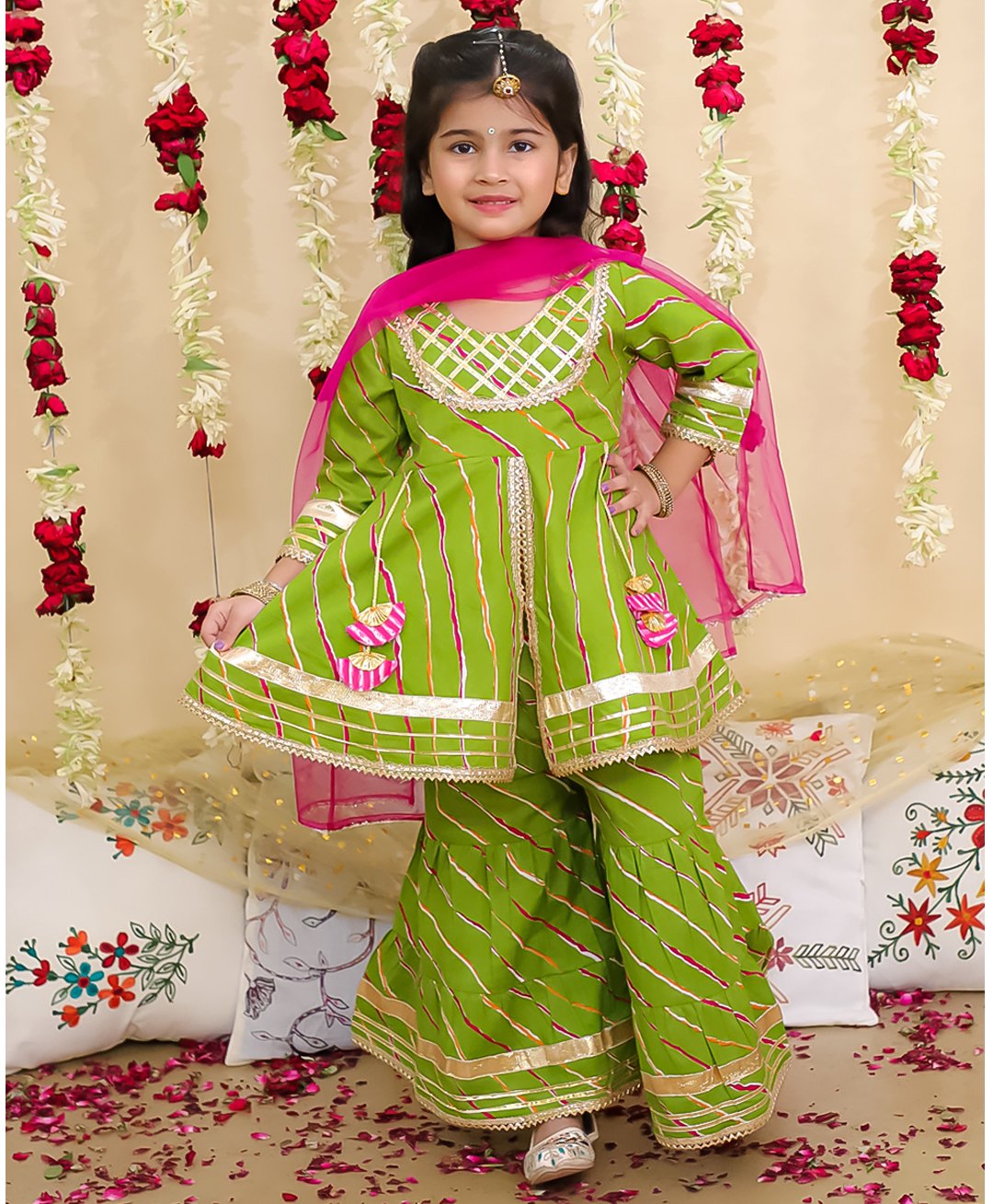 BownBee Cotton Woven Three Fourth Sleeves Leheriya Printed Lace Embellished Kurti & Sharara With Dupatta Set - Green-picture-13