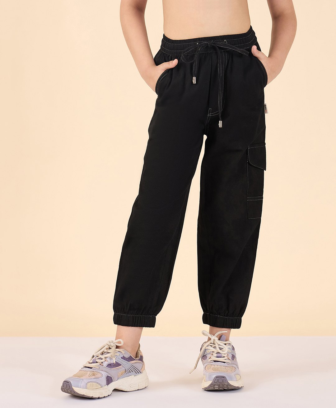 StyloBug Cotton Woven Solid Cargo Pants - Black-image-48