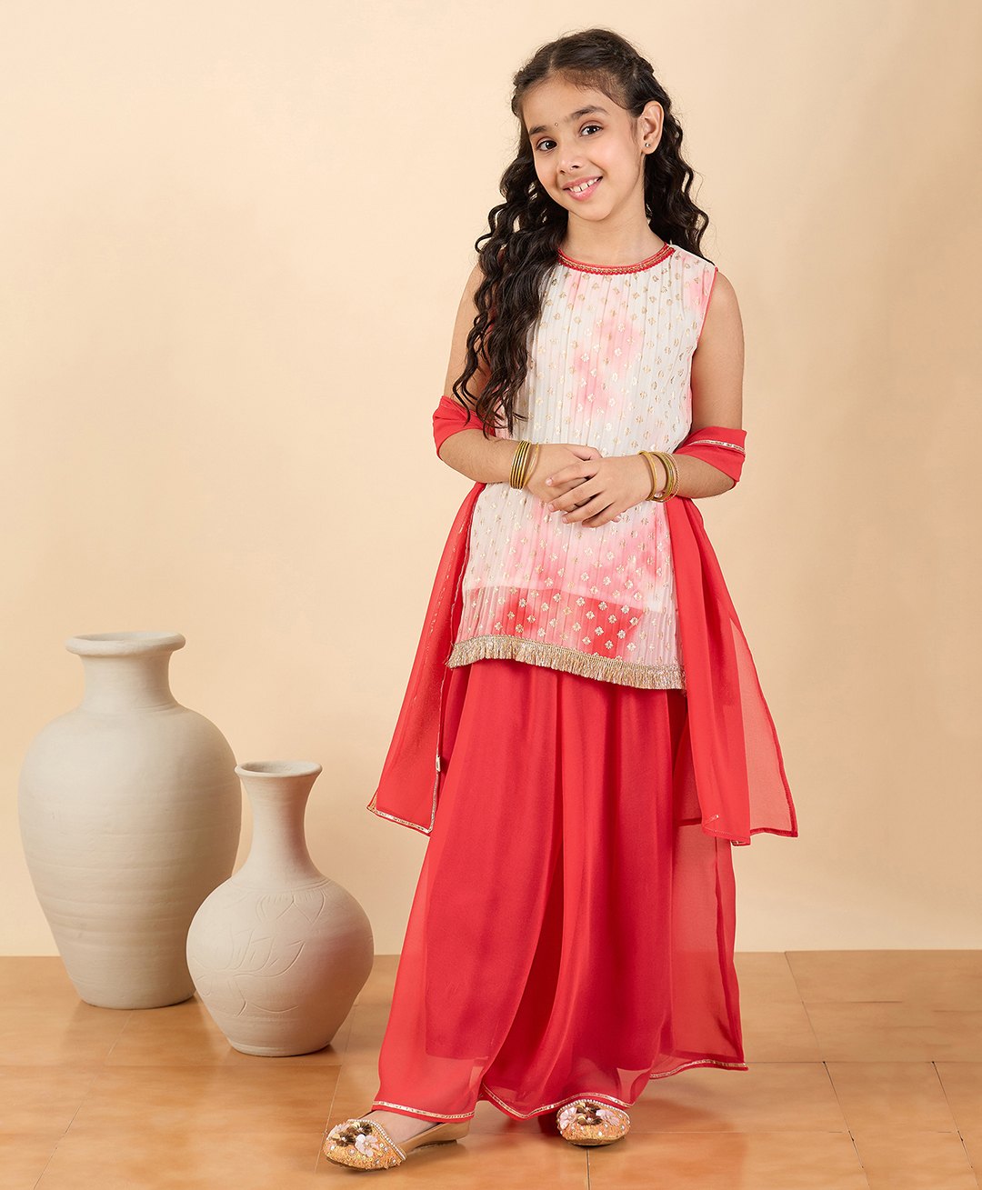 StyloBug Woven Sleeveless Floral Foil Printed Gota Lace Embellished Kurta Palazzo With Dupatta Set - Red-picture-26