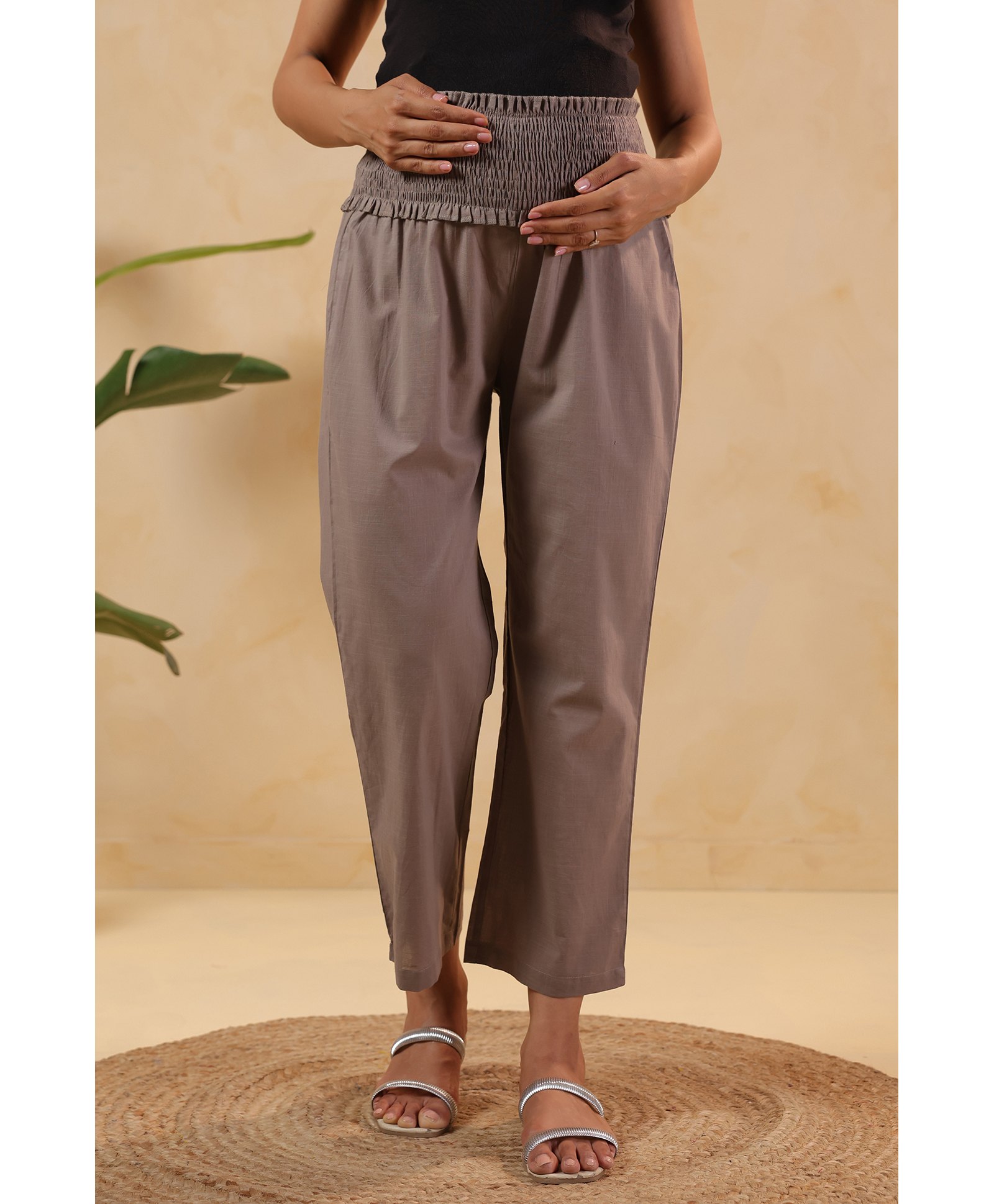 Ikk Kudi by Seerat Cotton Woven Solid High Waist Maternity Pant - Grey-picture-20