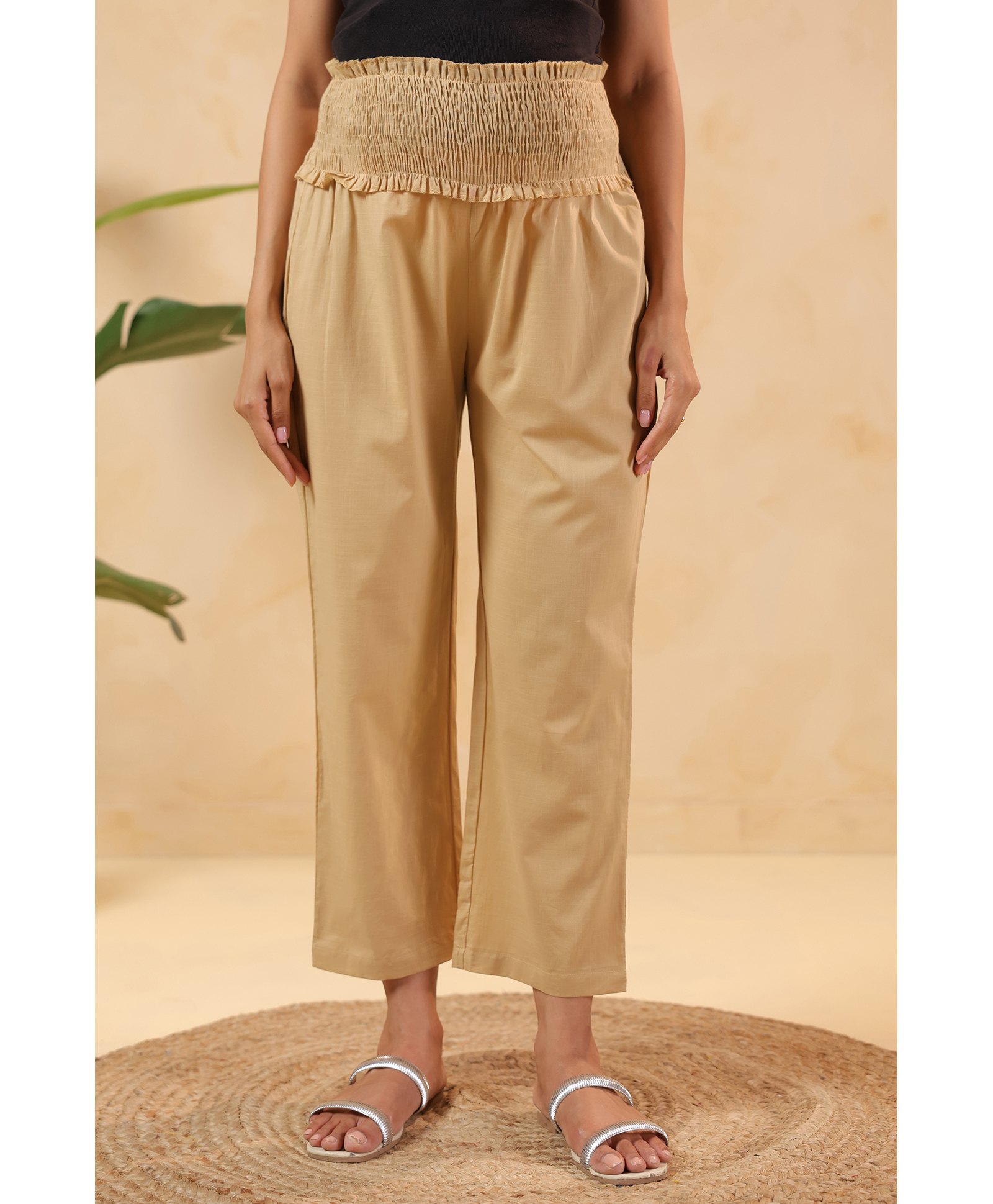 Ikk Kudi by Seerat Cotton Woven Solid High Waist Maternity Pant - Beige-picture-10