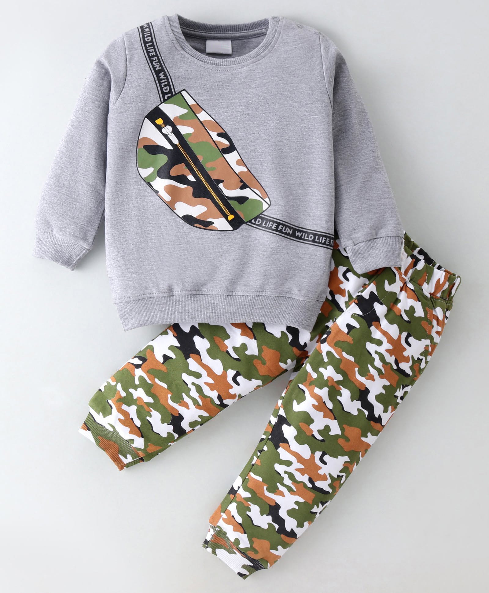 Mark & Mia Terry Knit Full Sleeves Winter Wear T-Shirt and Lounge Pant Set Camouflage Print - Grey-image-26