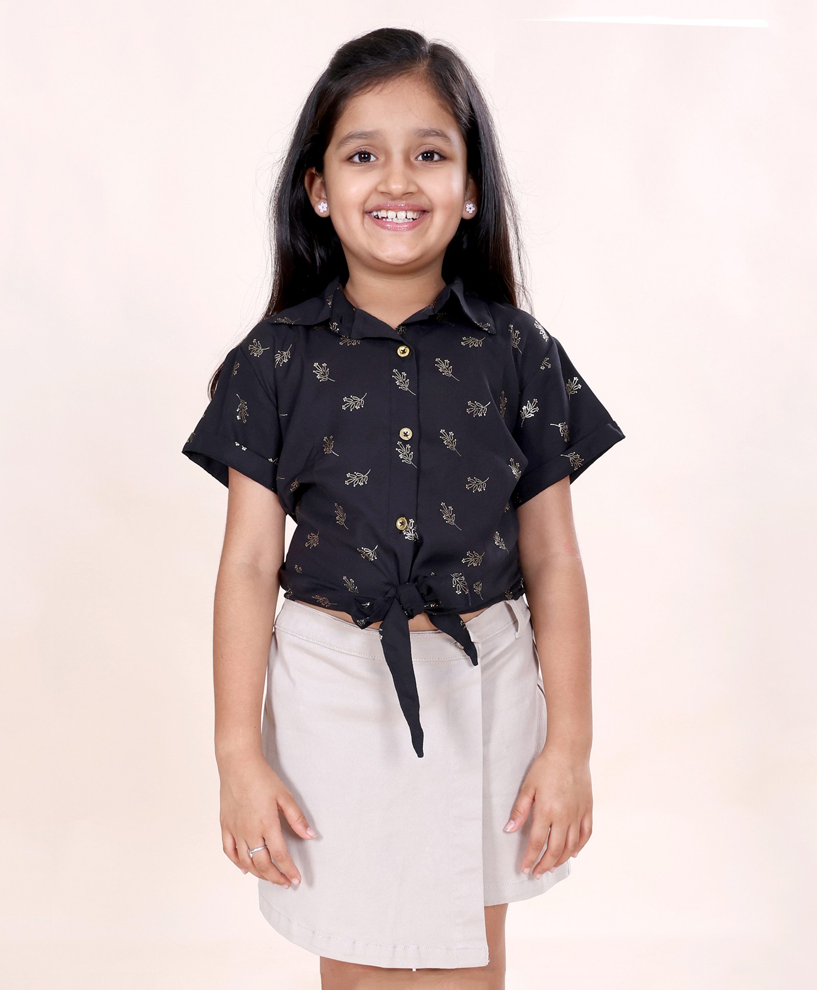 Kiddopanti Woven Half Sleeves Leaves Embroidered Shirt - Black-picture-20