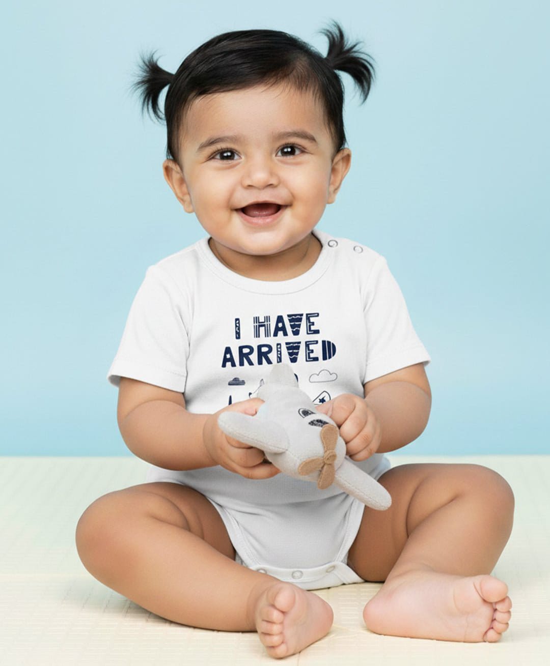 The Mom Store Cotton Knit Half Sleeves I Have Arrived Text & Aeroplane Printed Onesie - White-picture-41