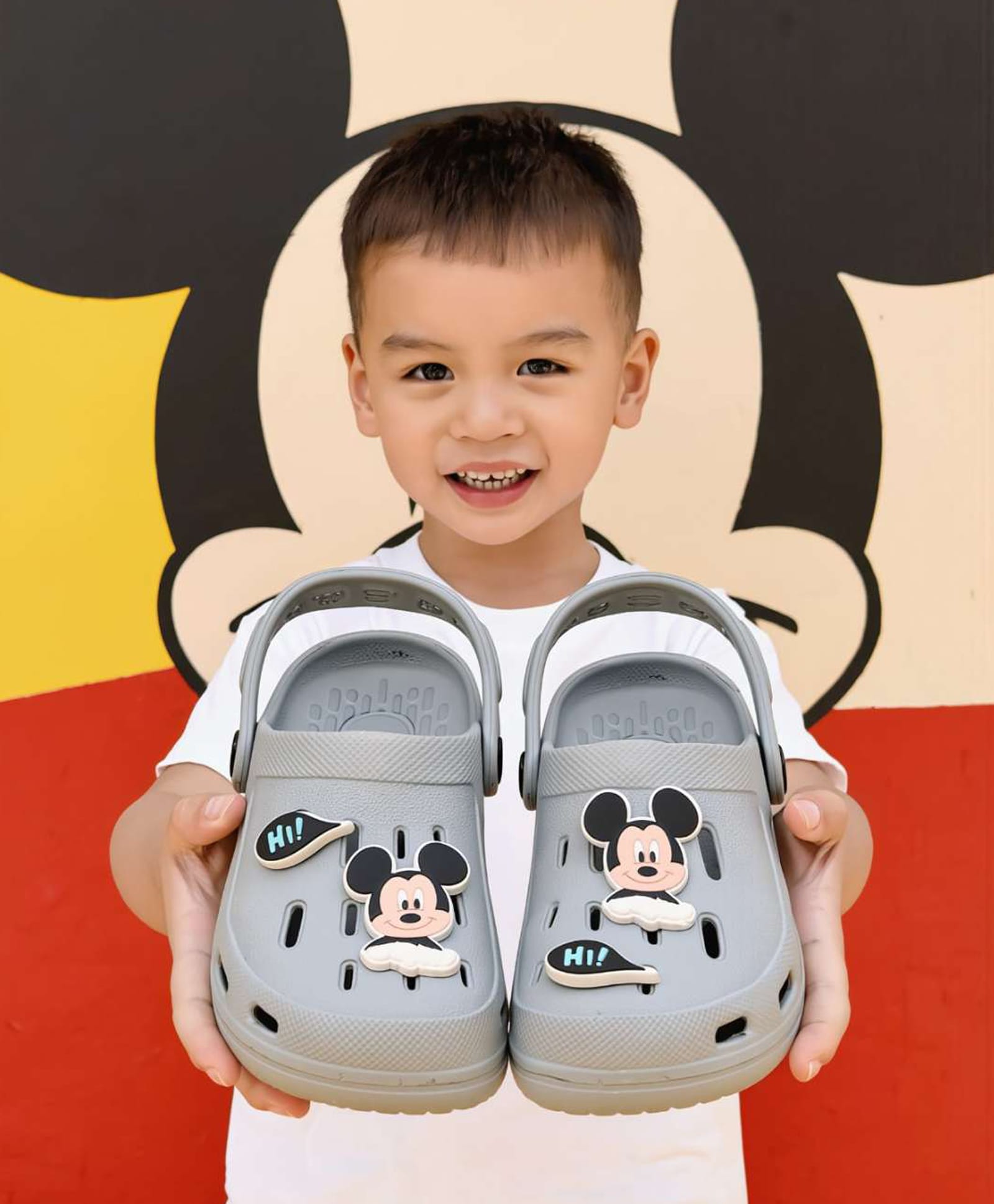 Yellow Bee Disney Perforated Clogs With Mickey Mouse Charms - Grey-picture-17