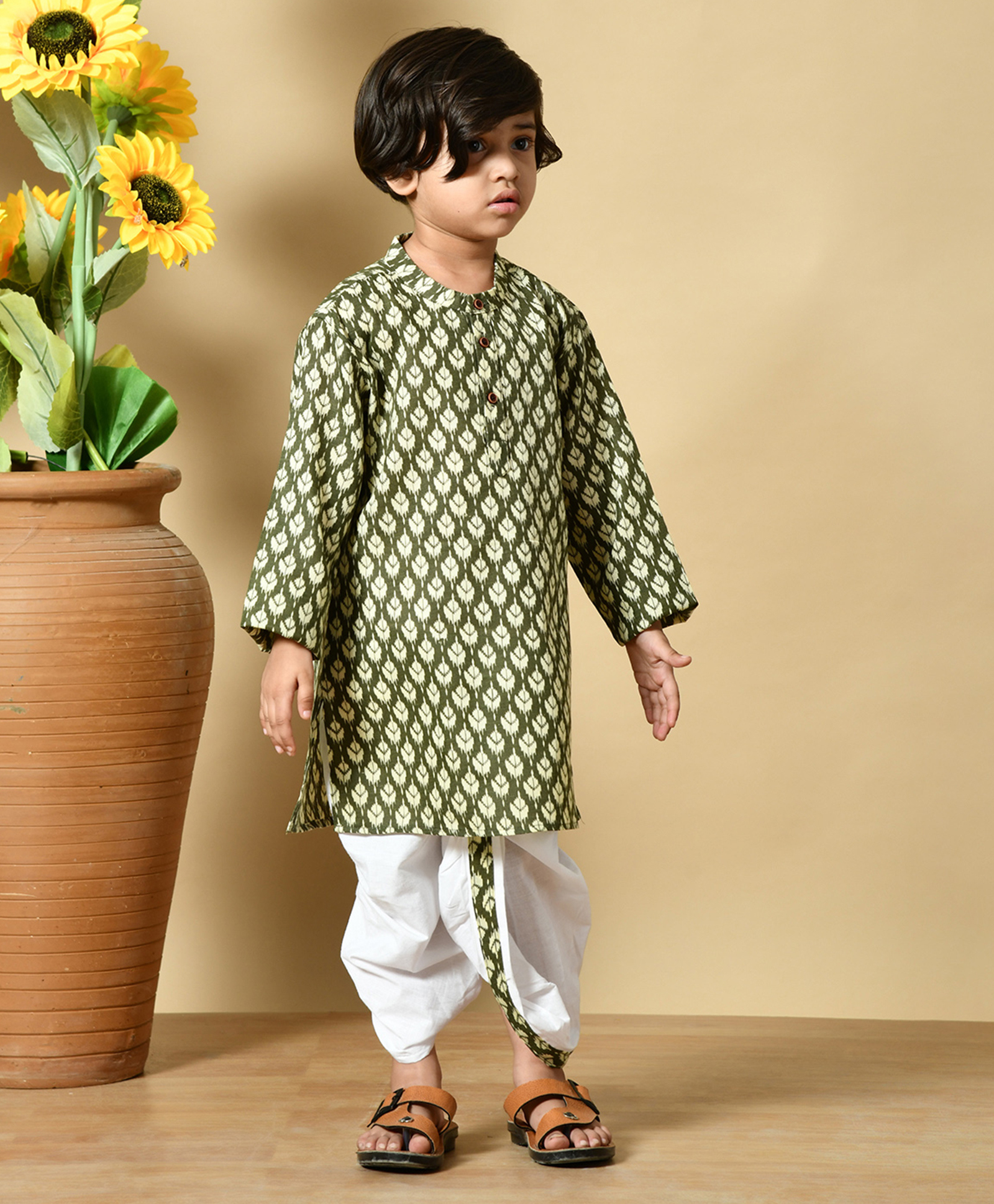 MoMaa Cotton Woven Full Sleeves Abstract Motif Printed Kurta Dhoti Set - Green-image-36