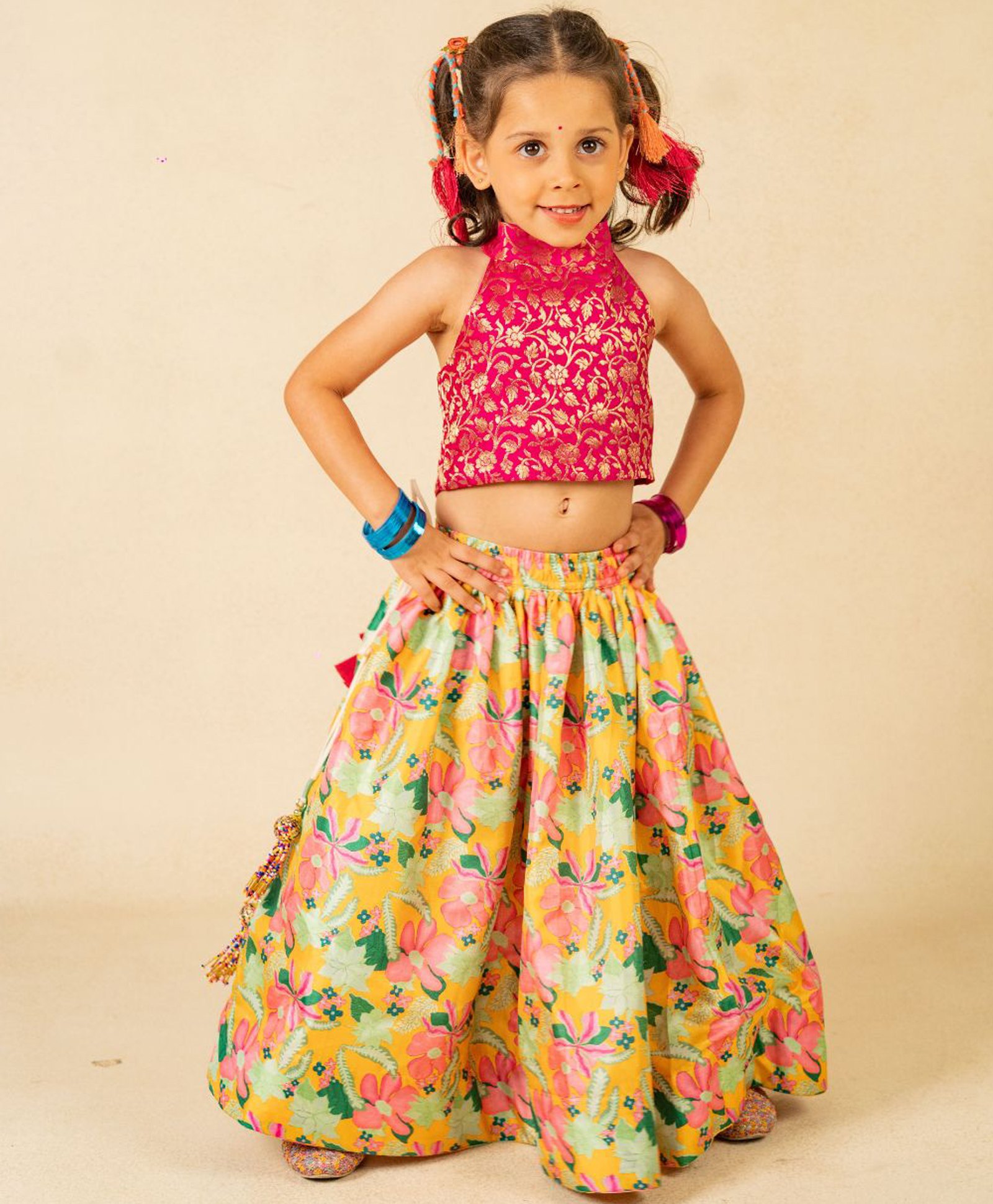 Jilmil Brocade Woven Sleeveless Floral Printed Lehenga Choli Set - Pink-picture-19