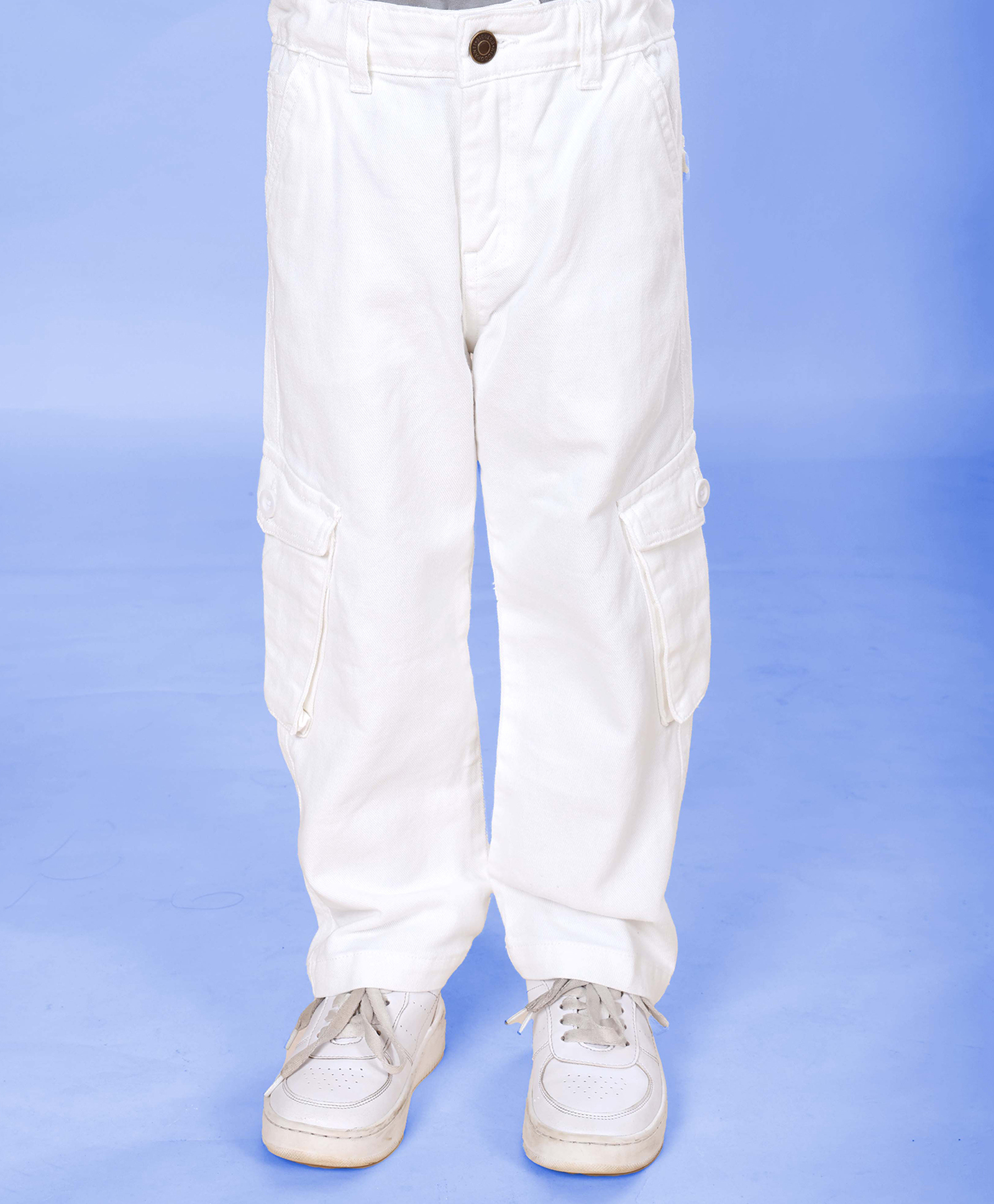 Kiddopanti Denim Woven Solid Cargo Pants - White-picture-17