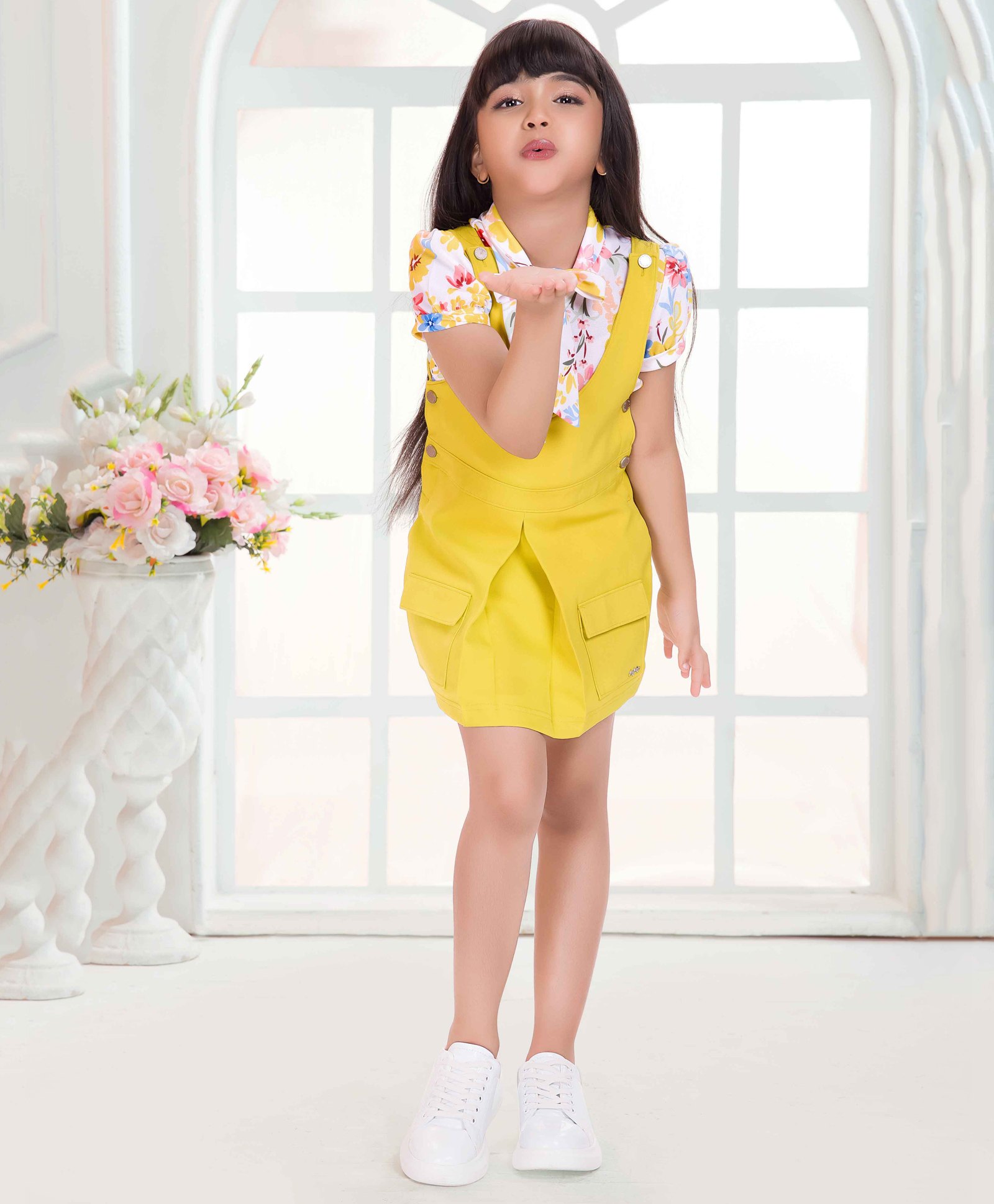 TINY BABY Linen Woven Solid Dungaree With Half Sleeves Floral Printed Top - Yellow-picture-0