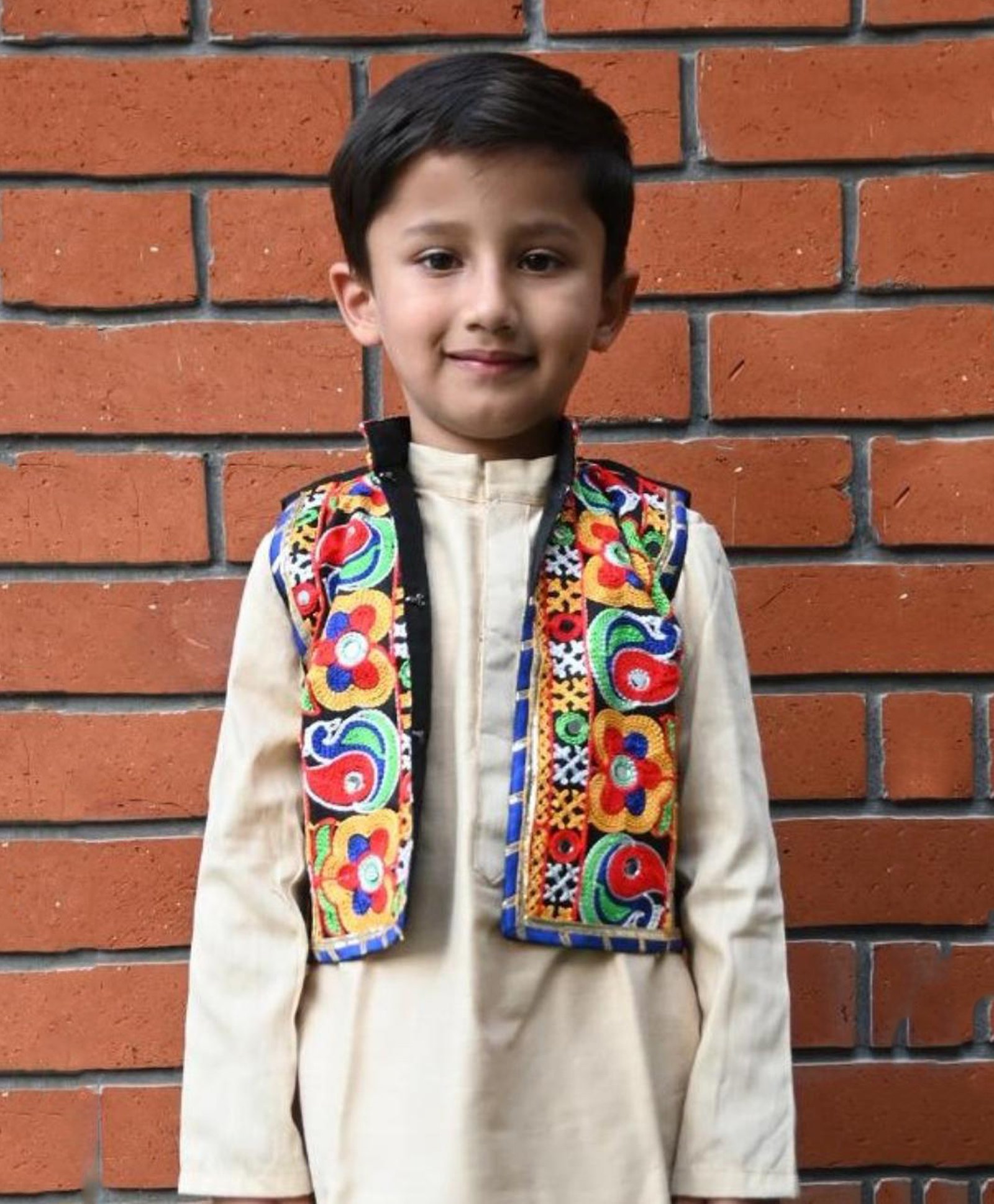 Aglare Cotton Woven Navratri Theme Sleeveless Floral Embroidered Jacket - Black